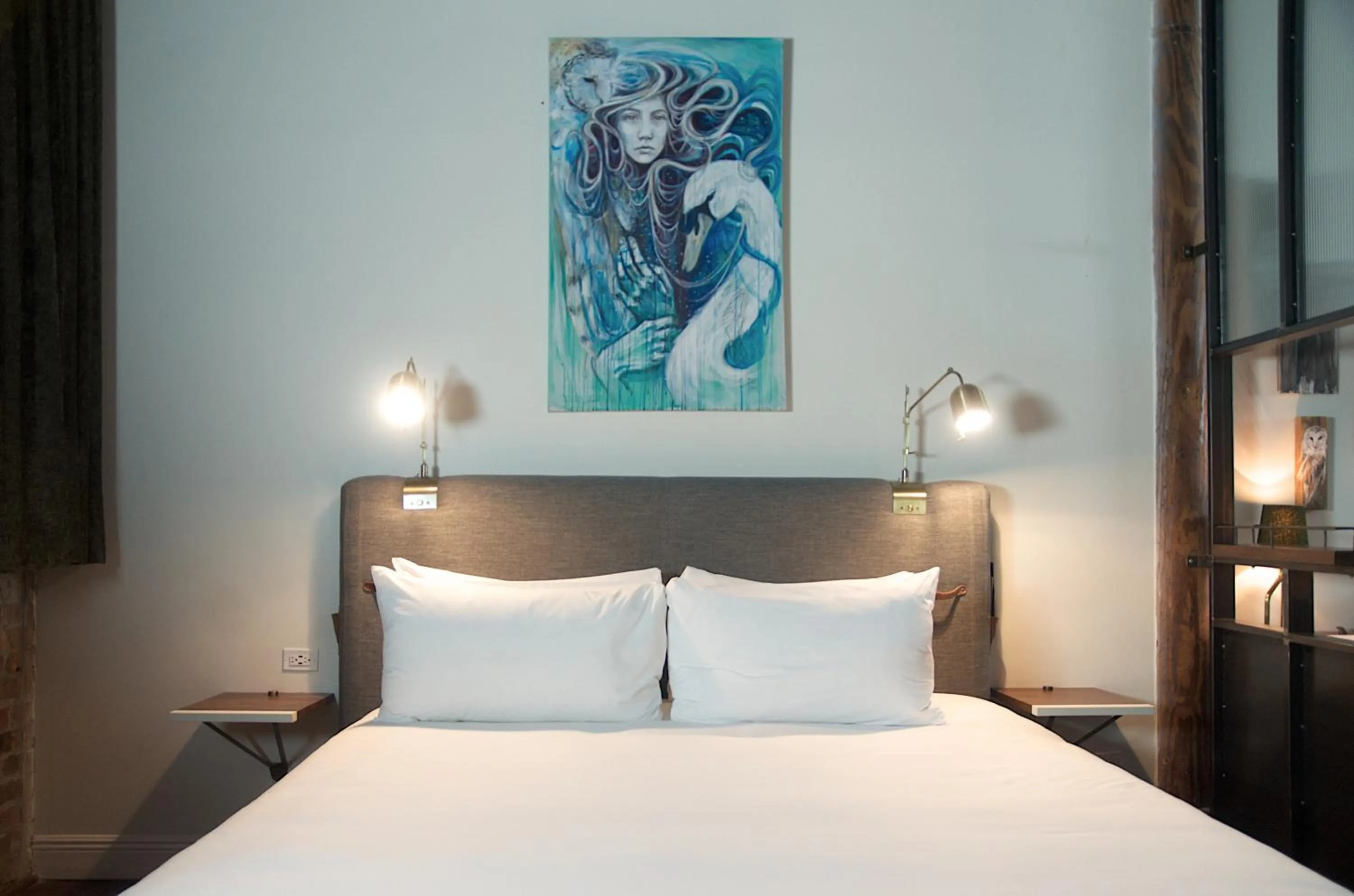 Bed in The Old No. 77 Hotel & Chandlery