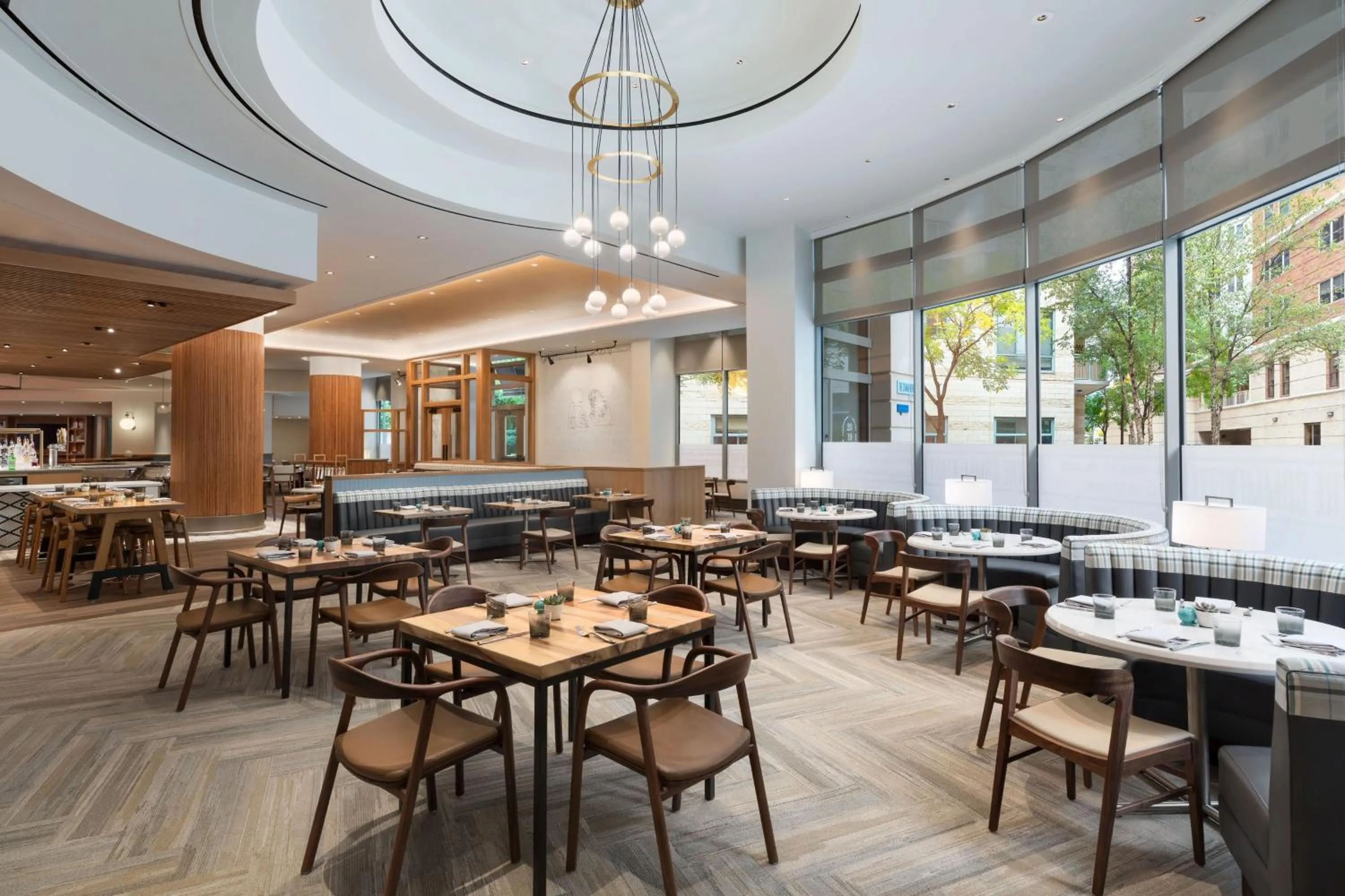 Restaurant/places to eat in The Westin Arlington