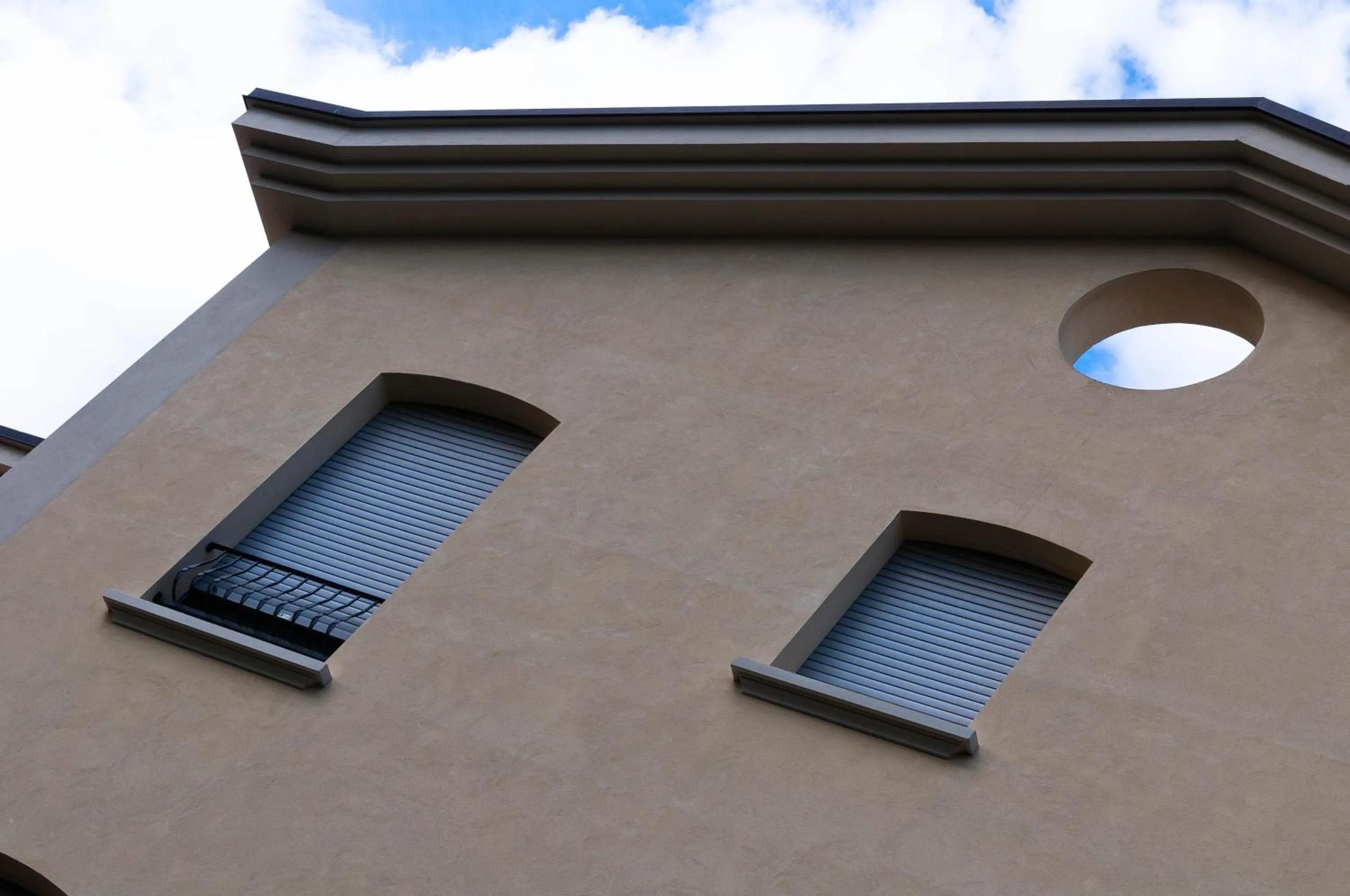 Property building in Mediterraneo