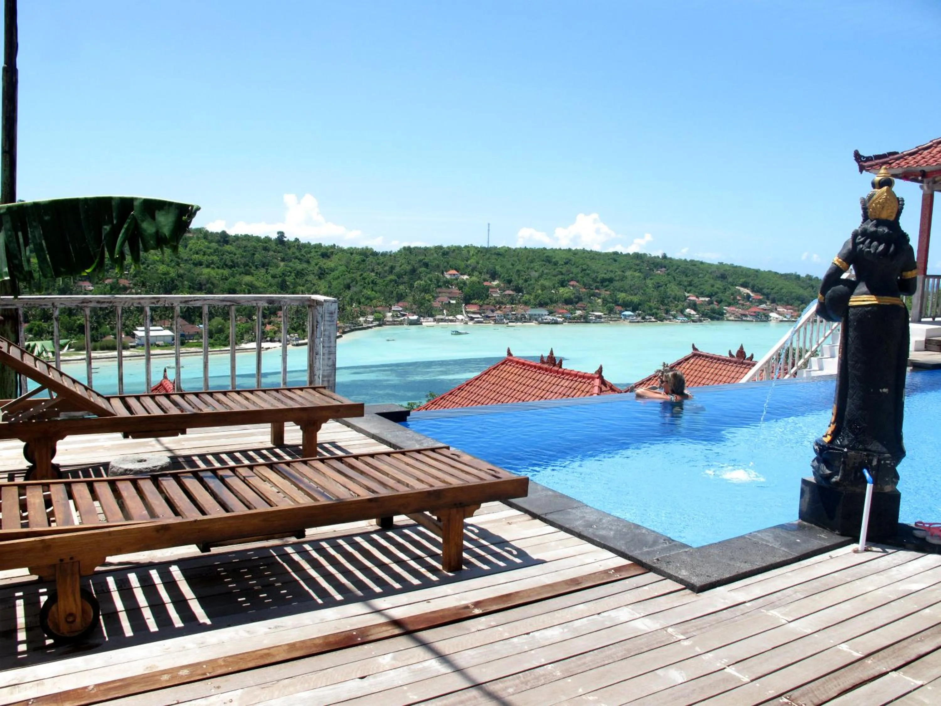 Swimming pool in Lanussa Hill Villa