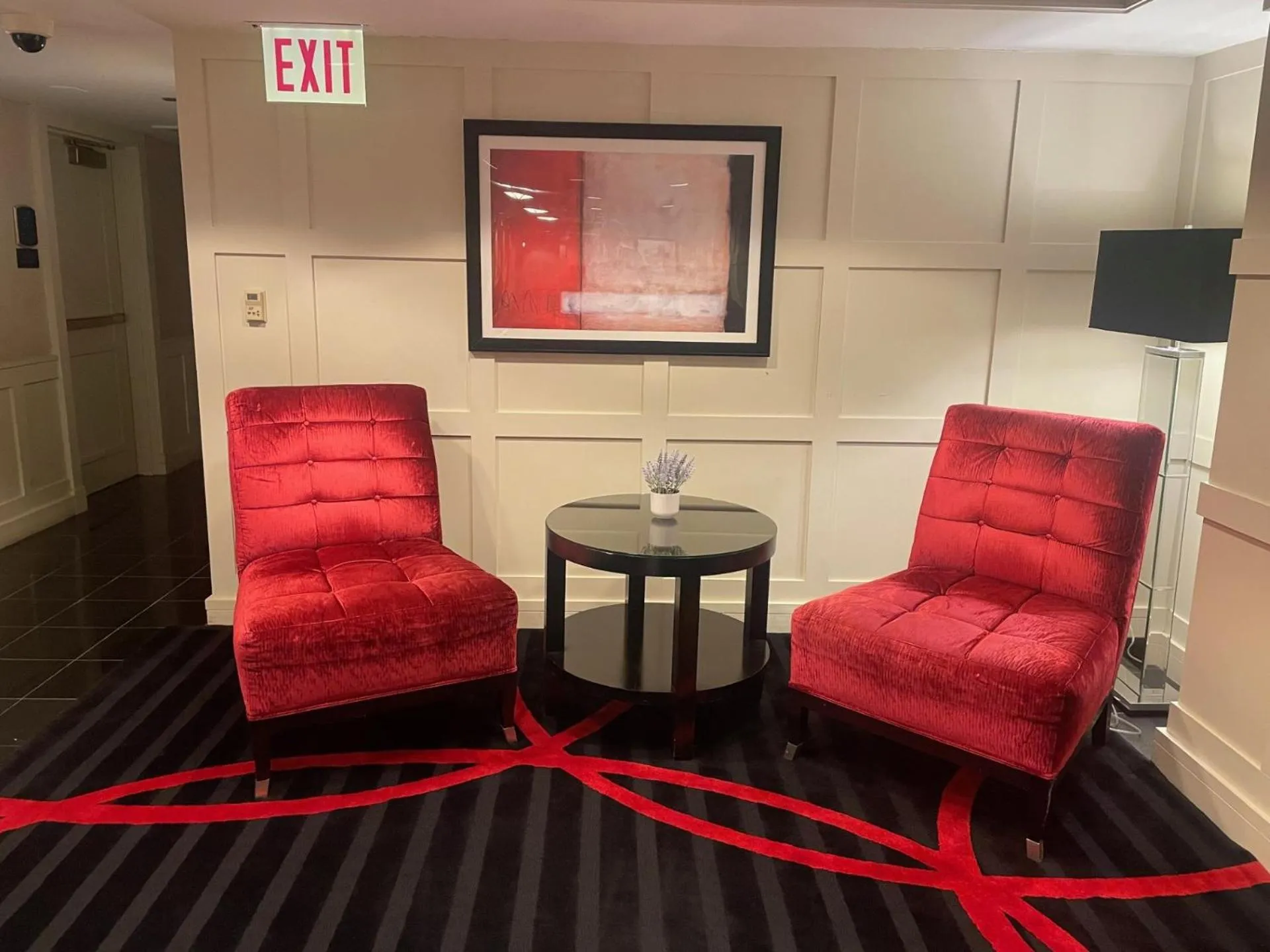 Lobby or reception in Warwick Allerton Chicago