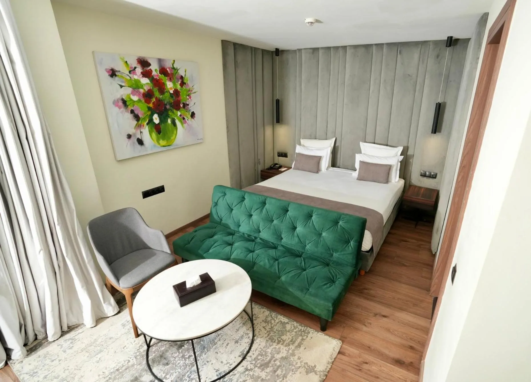 Bed in NJ Hotel Rabat