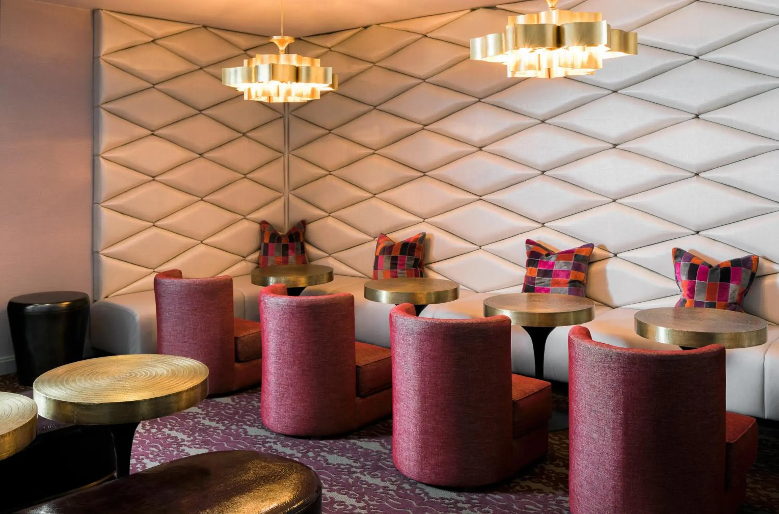 Lounge or bar in Charlesmark Hotel Lounge or bar in Charlesmark Hotel