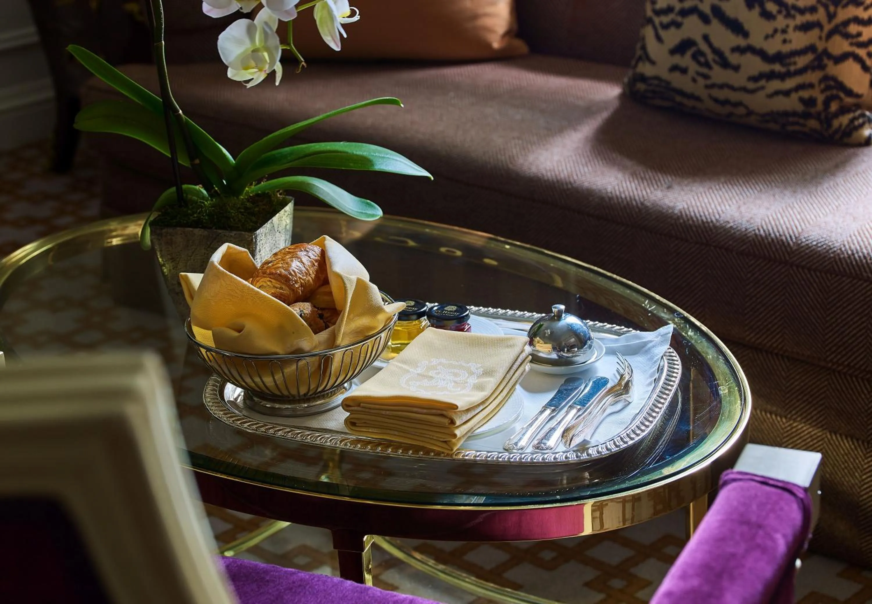 Restaurant/places to eat in 5th & 55th Residence Club