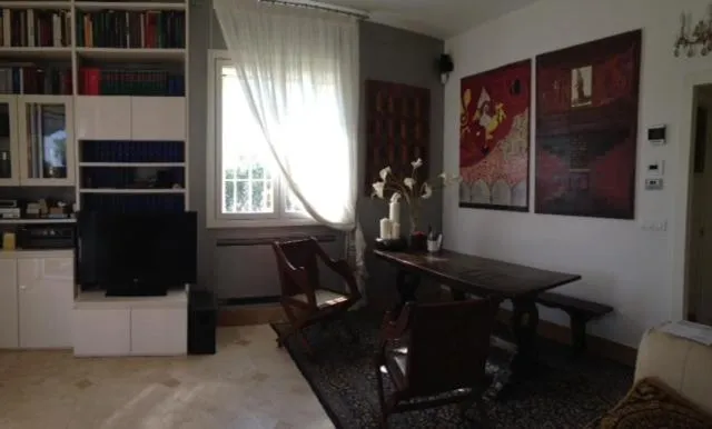 Communal lounge/ TV room in Bed & Breakfast Case Osti