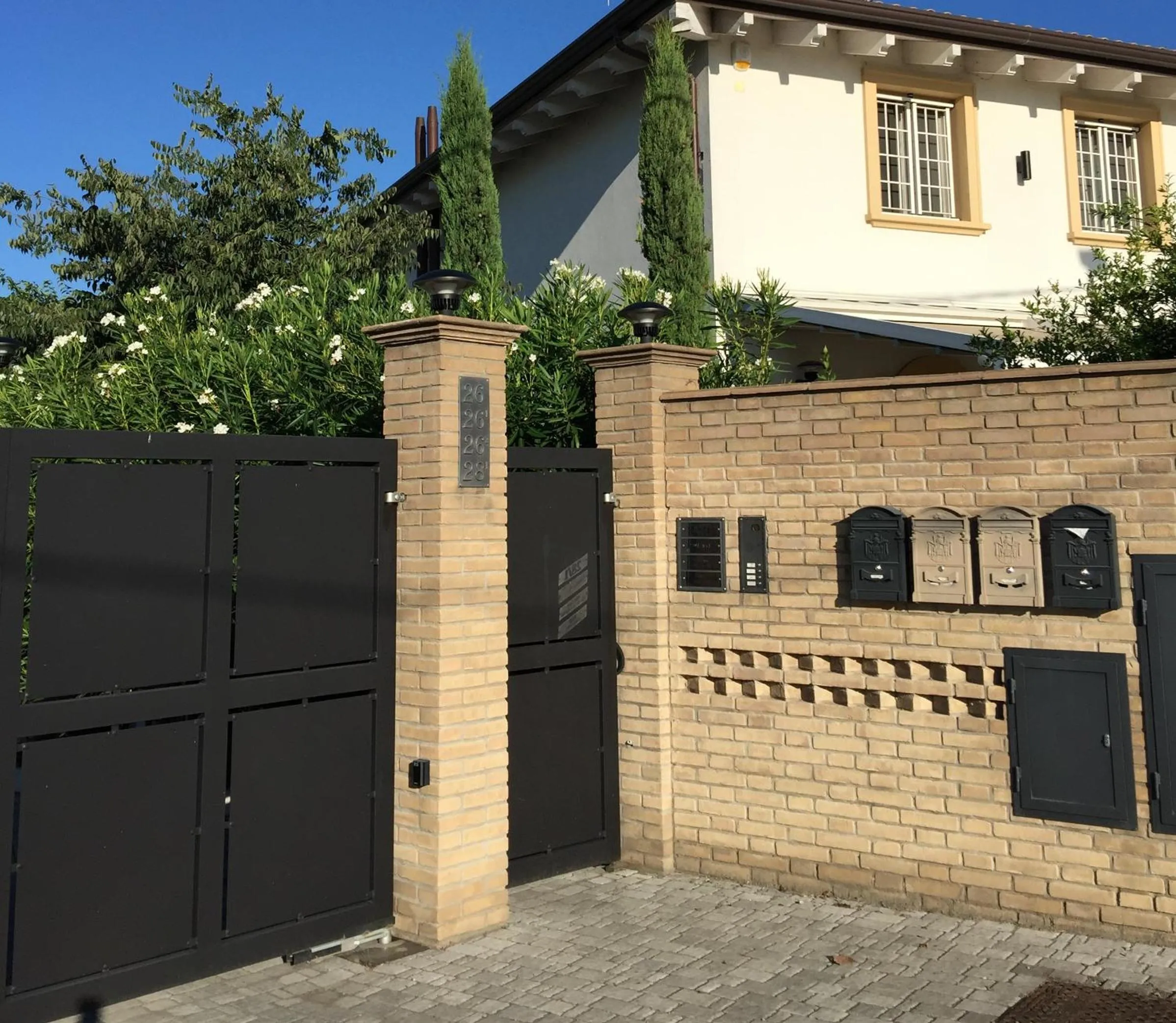 Property building in Bed & Breakfast Case Osti