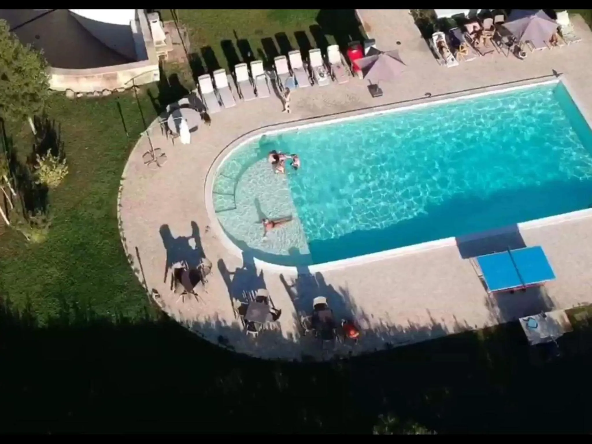 Summer in Bed & Breakfast Case Osti