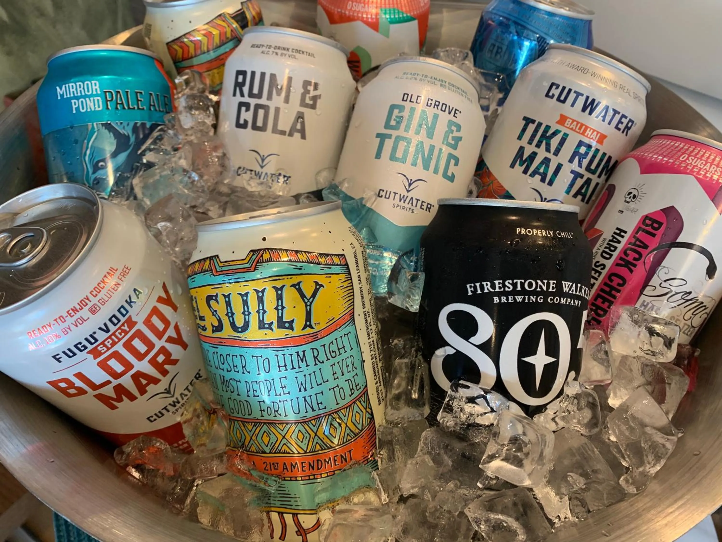 Drinks in The Dylan Hotel at SFO