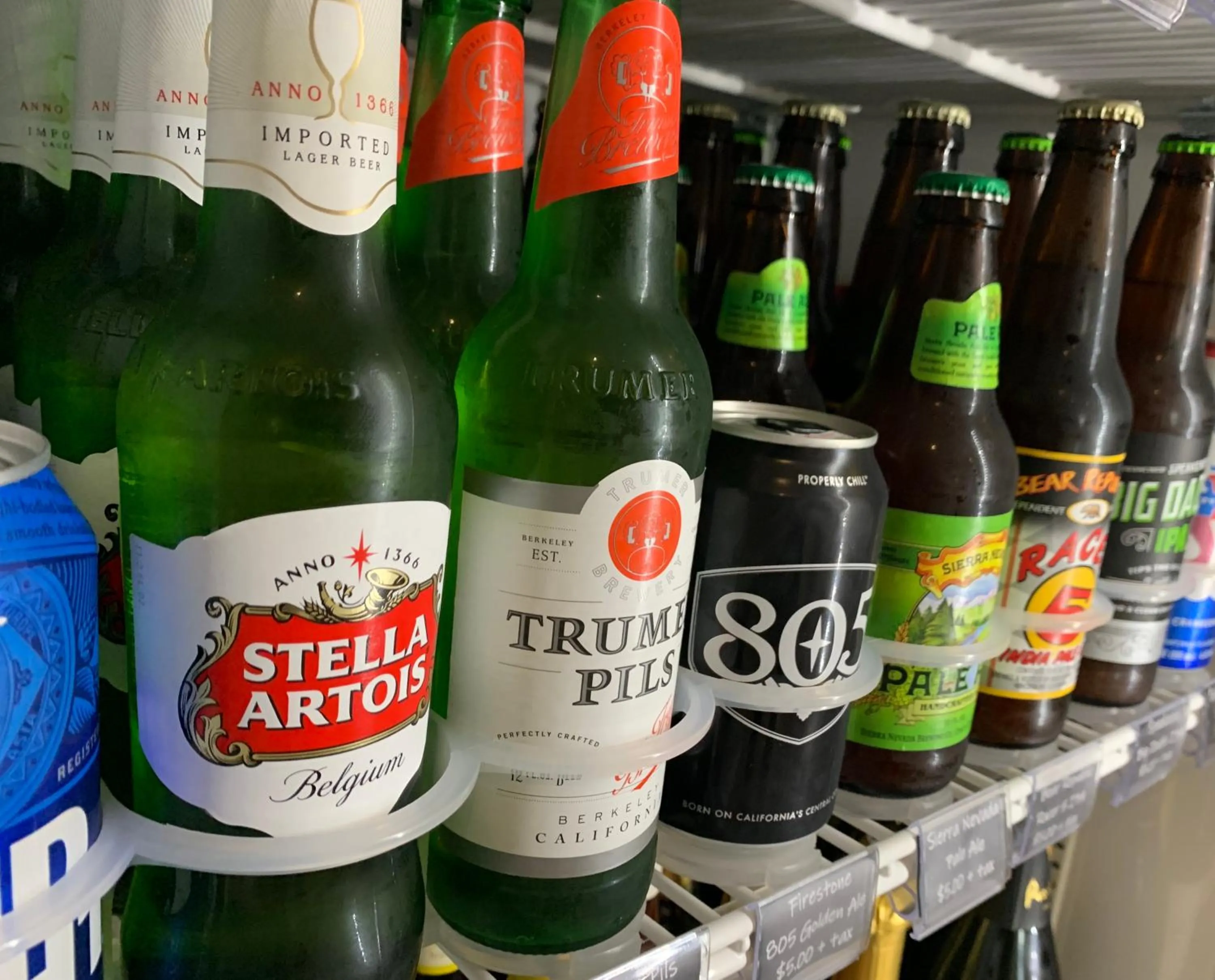 Alcoholic drinks in The Dylan Hotel at SFO