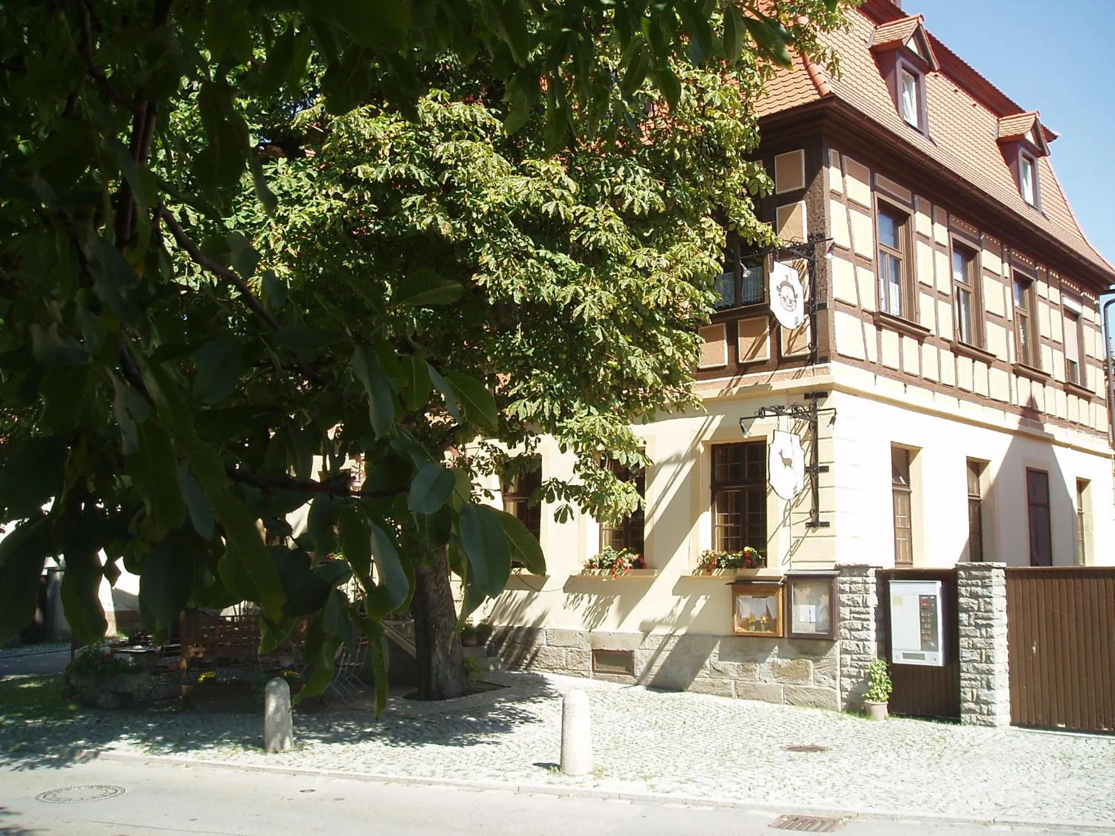 Property building in Gasthof Pension Zum goldenen Hirschen
