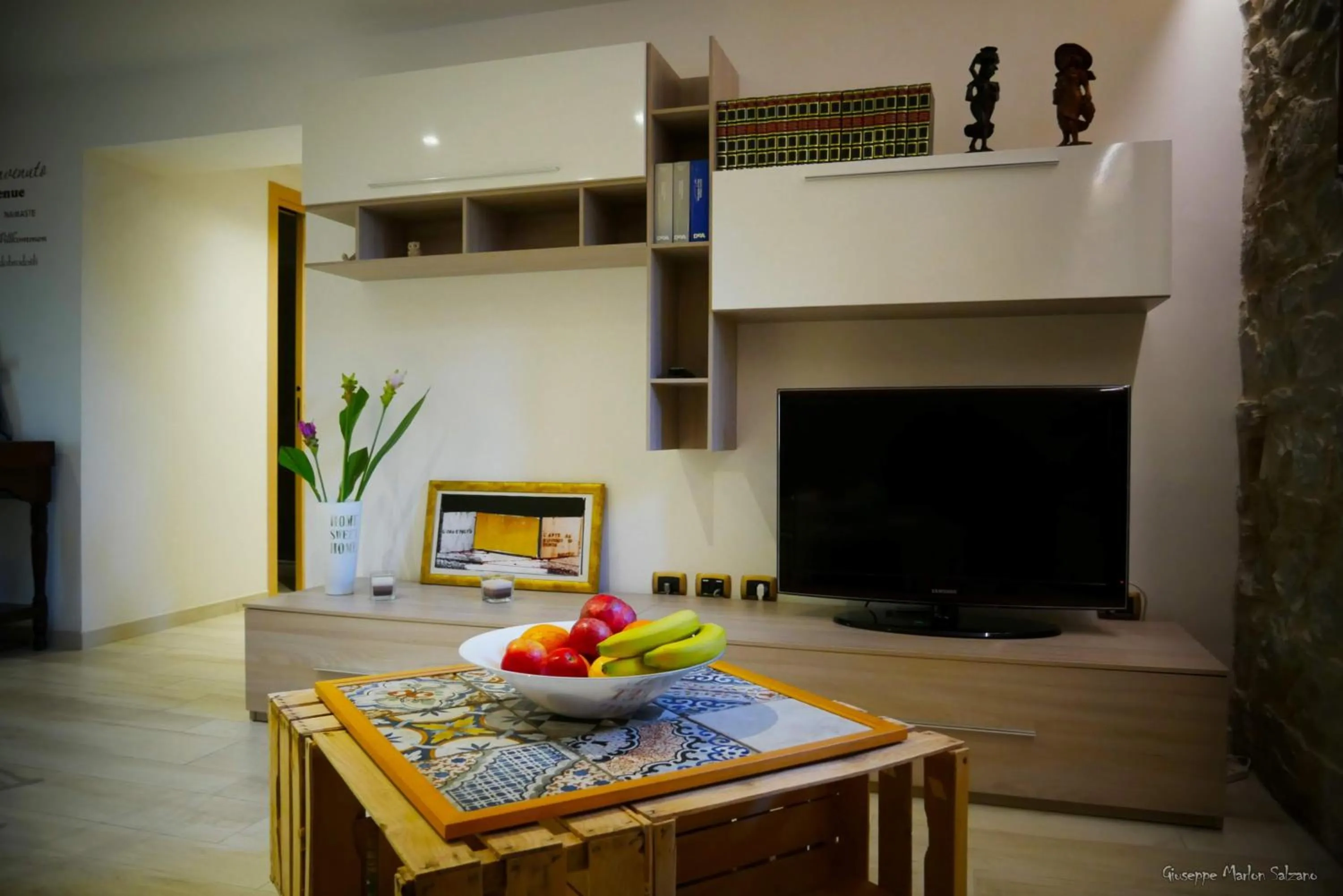 Communal lounge/ TV room in B&B AL TEATRO ROMANO