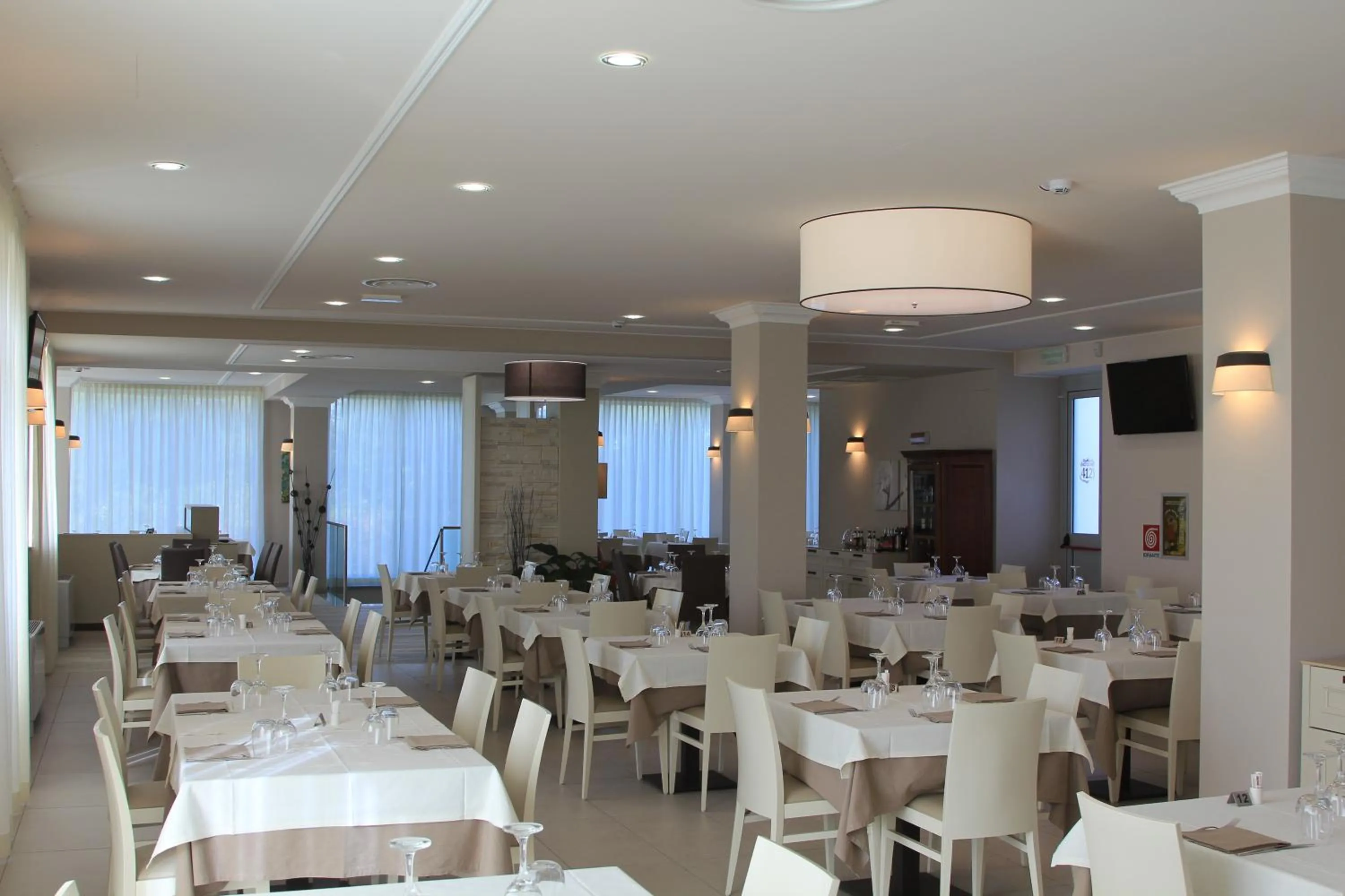 Restaurant/places to eat in Hotel Rizzi