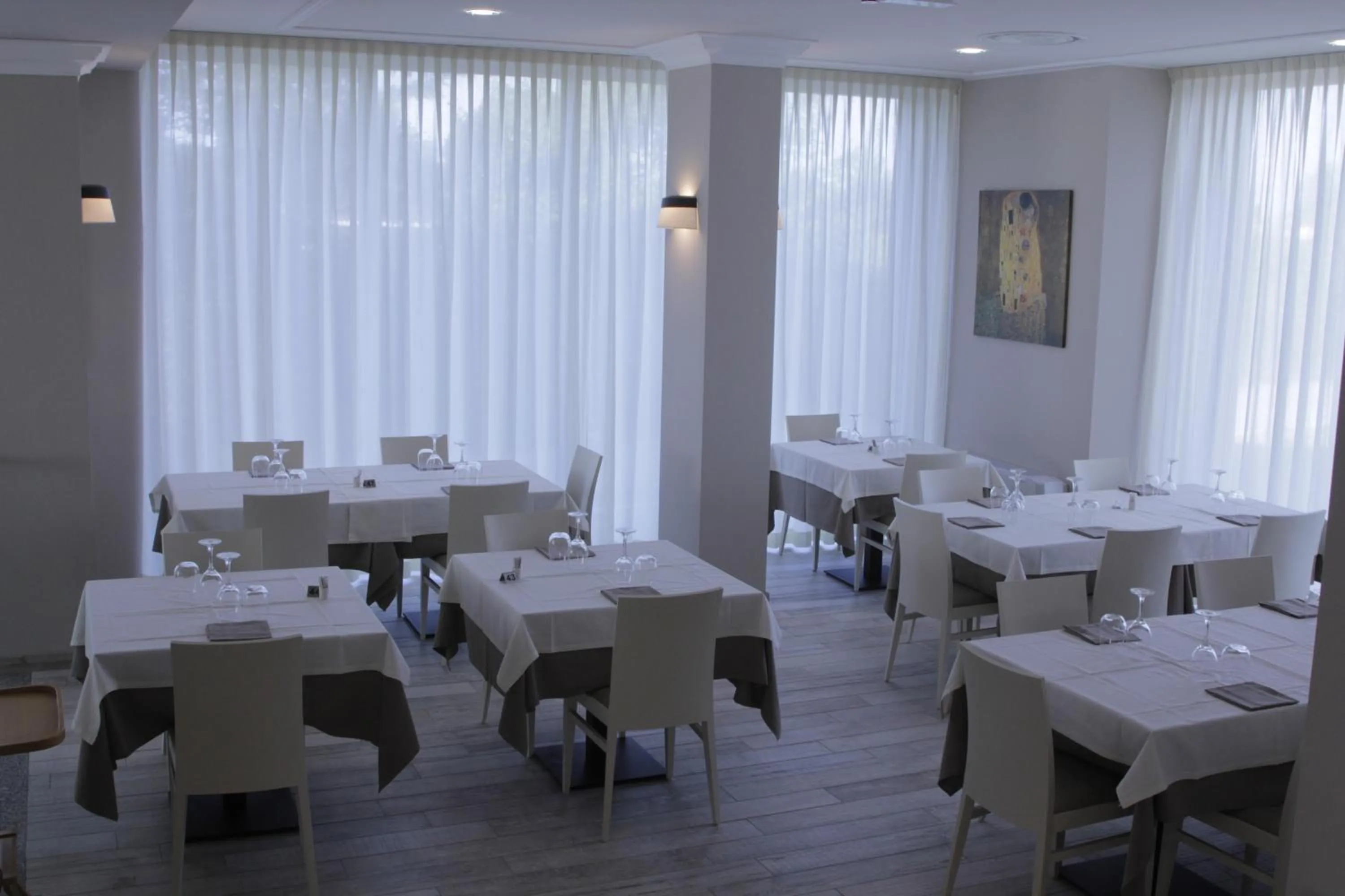 Restaurant/places to eat in Hotel Rizzi