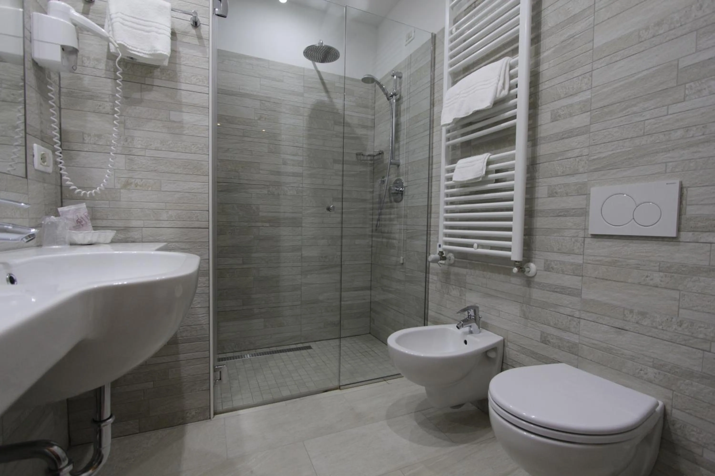 Bathroom in Hotel Rizzi
