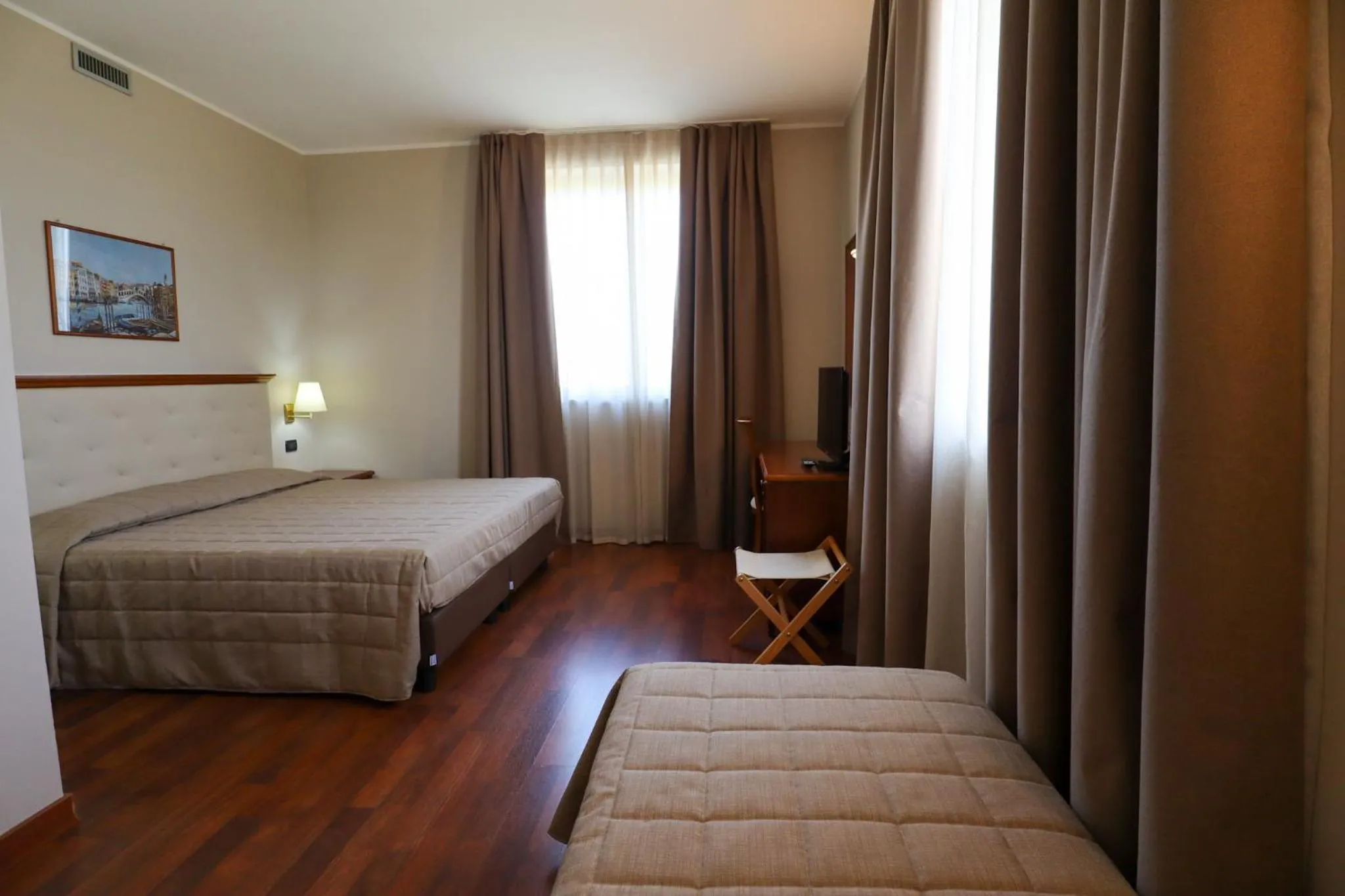 Bedroom, Bed in Hotel Rizzi