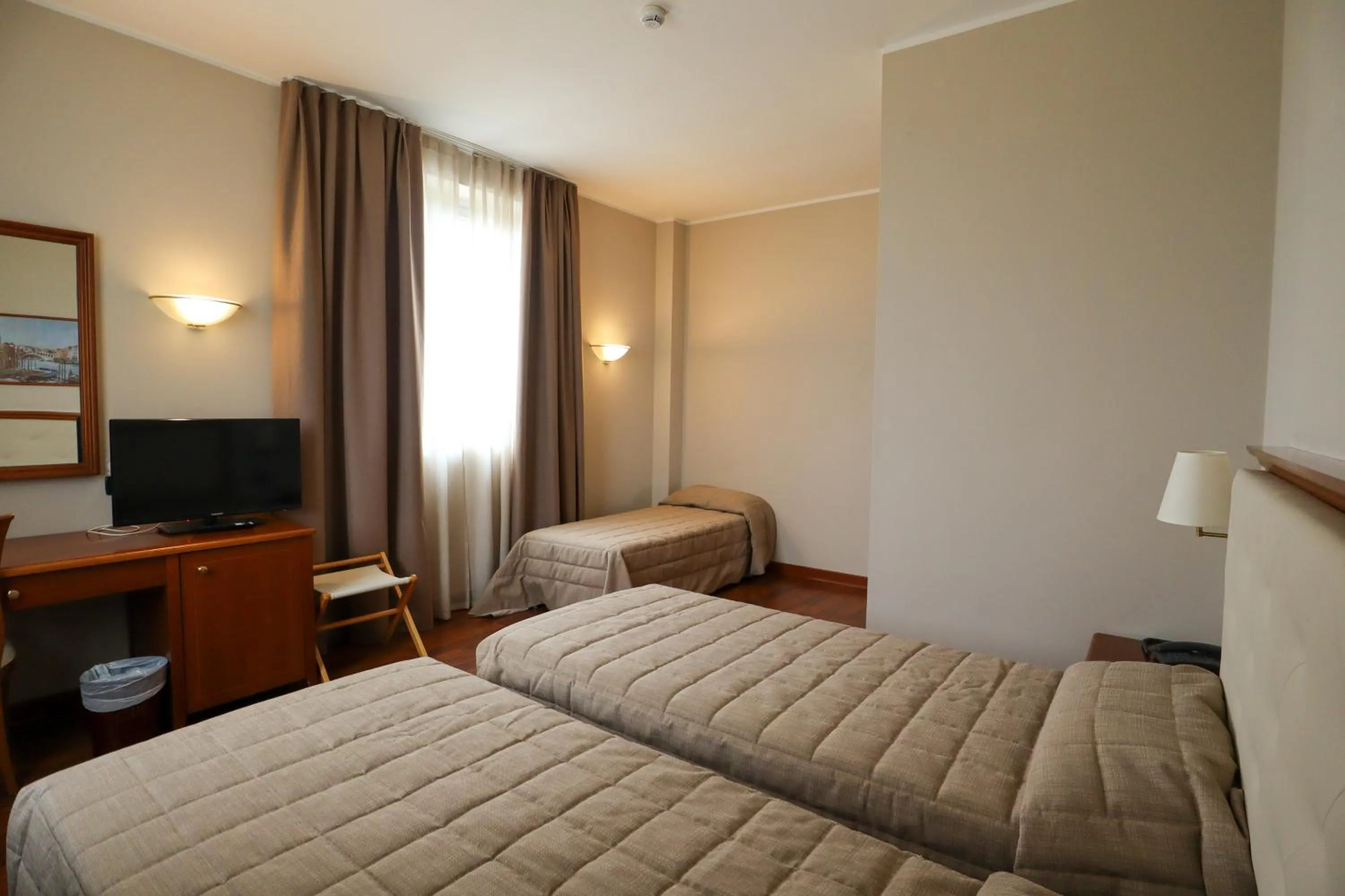 Bedroom, Bed in Hotel Rizzi