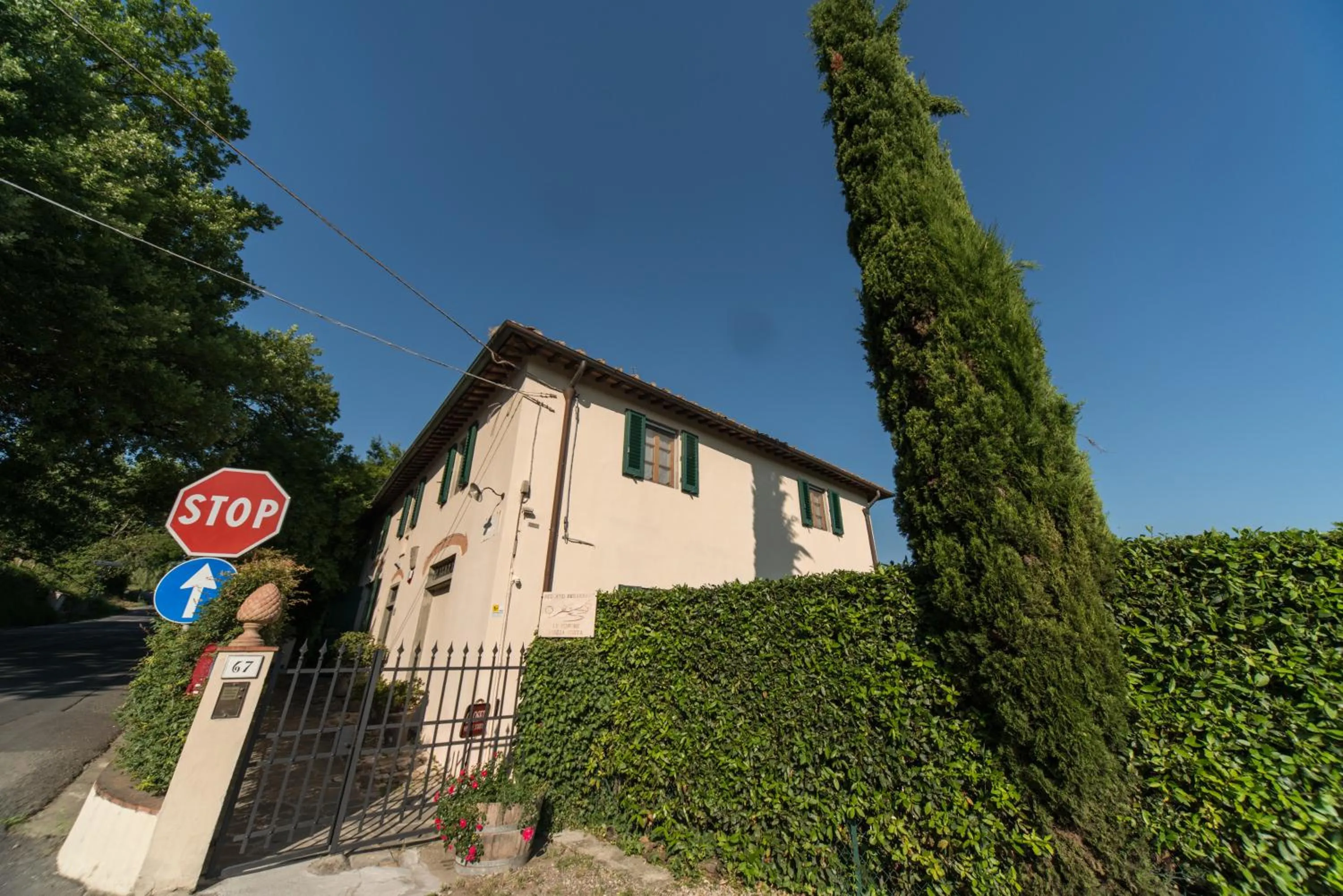 Facade/entrance in B&B Le Dimore Mezza Costa