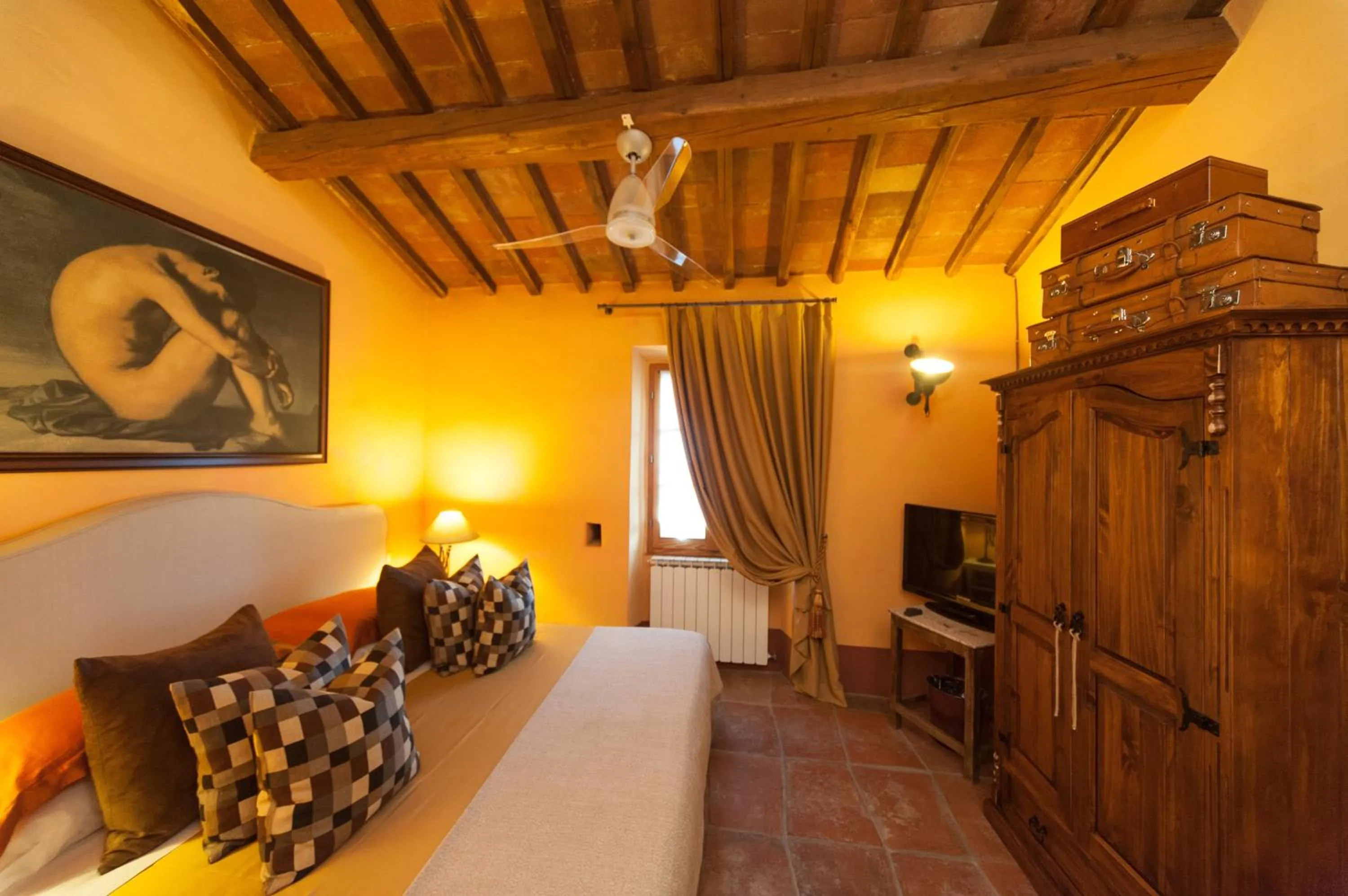 Decorative detail, Bed in B&B Le Dimore Mezza Costa