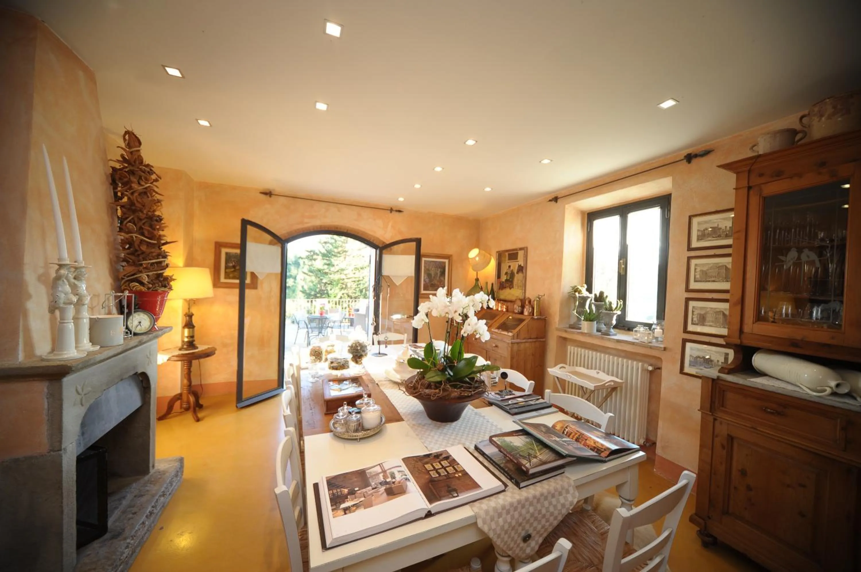 Restaurant/places to eat in B&B Le Dimore Mezza Costa