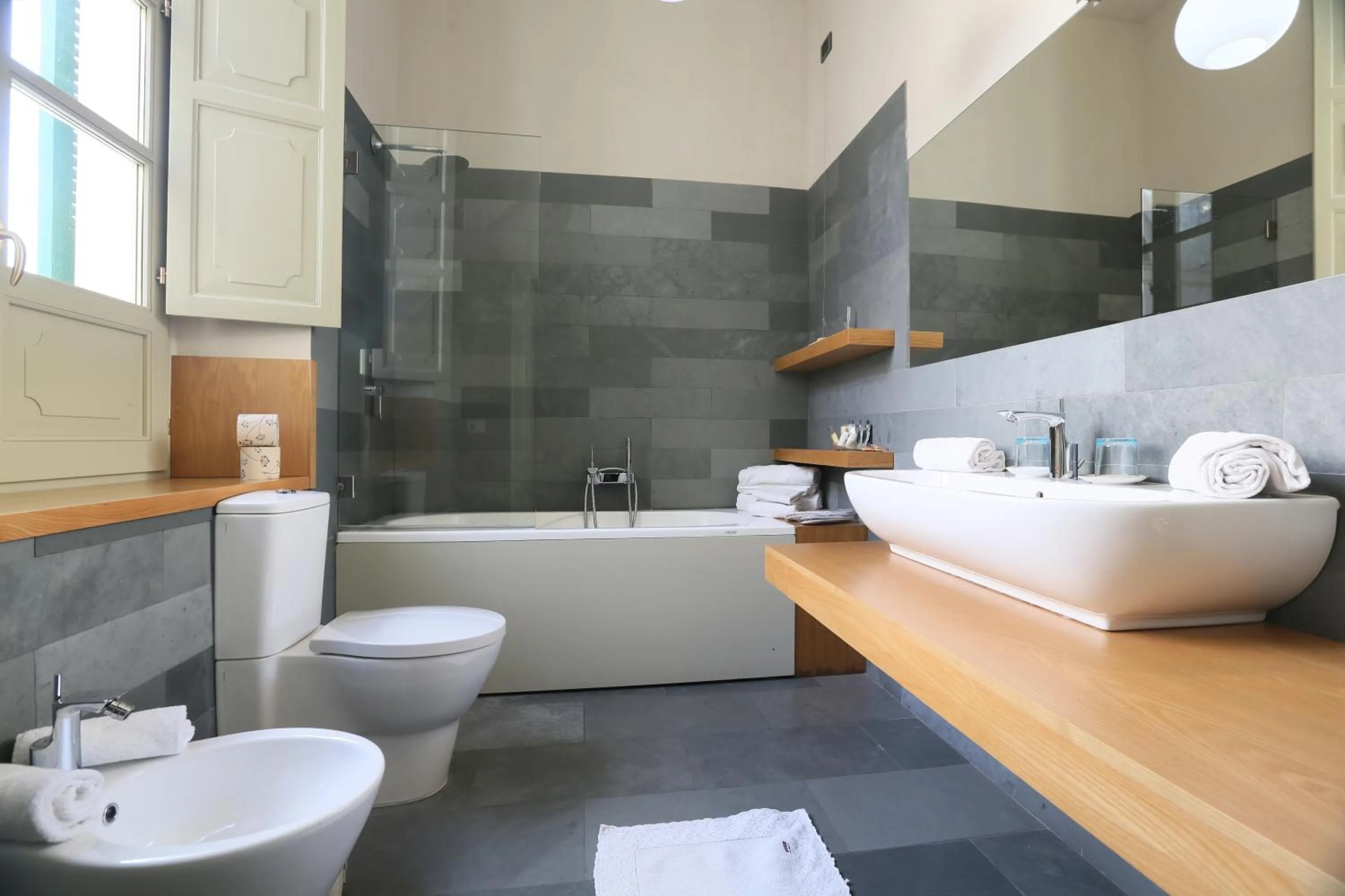 Bathroom in Residenza d'Epoca Regina d'Arborea