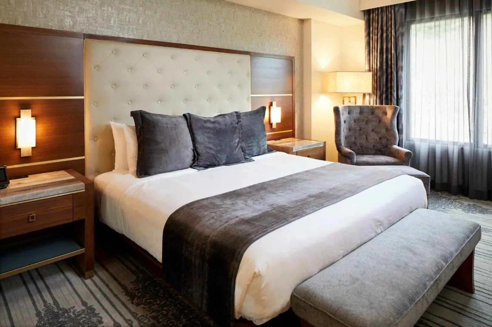 Bed in Legacy Resort Hotel & Spa Bed in Legacy Resort Hotel & Spa