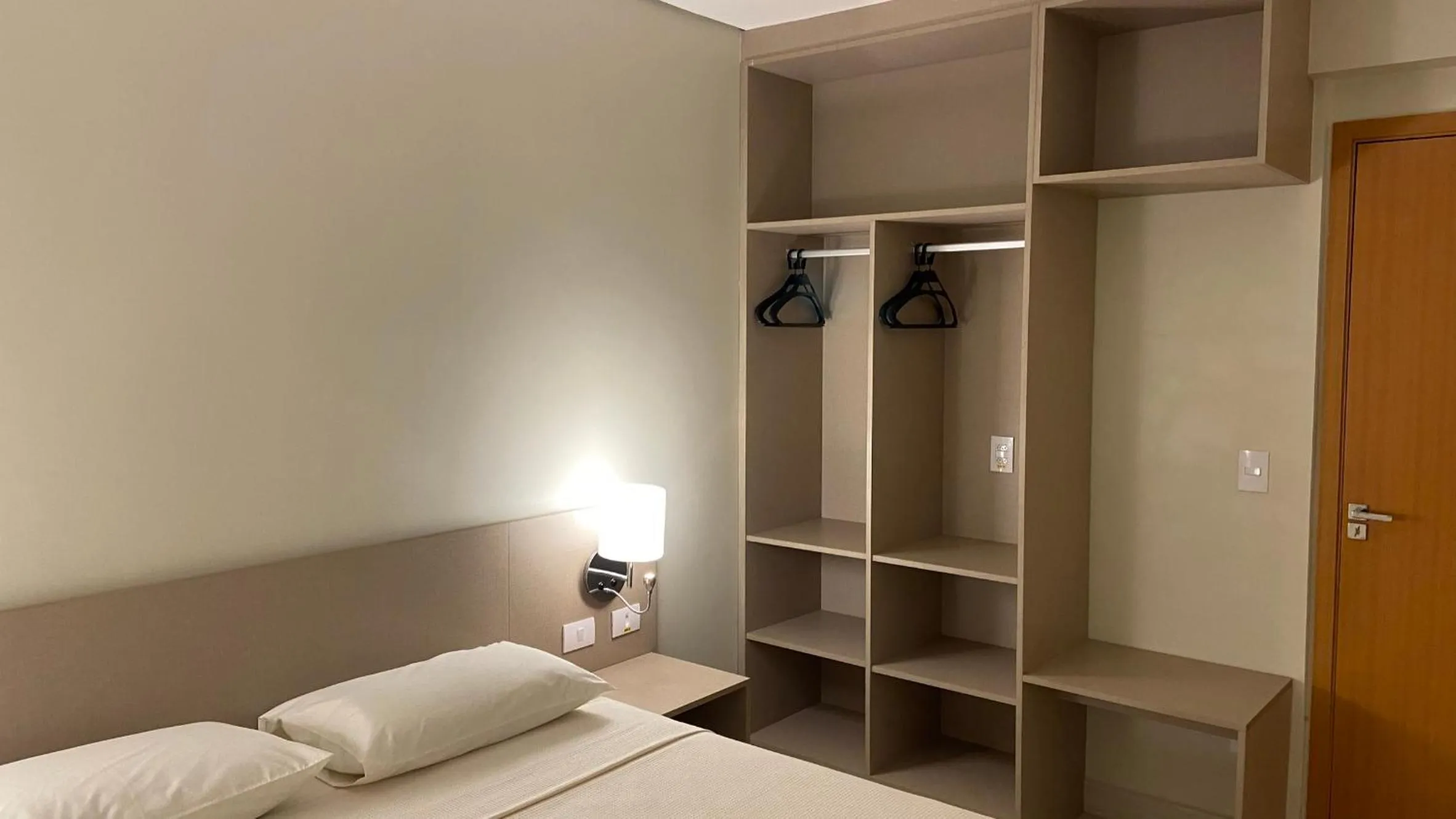 Bedroom, Bed in SALINAS PARK RESORT