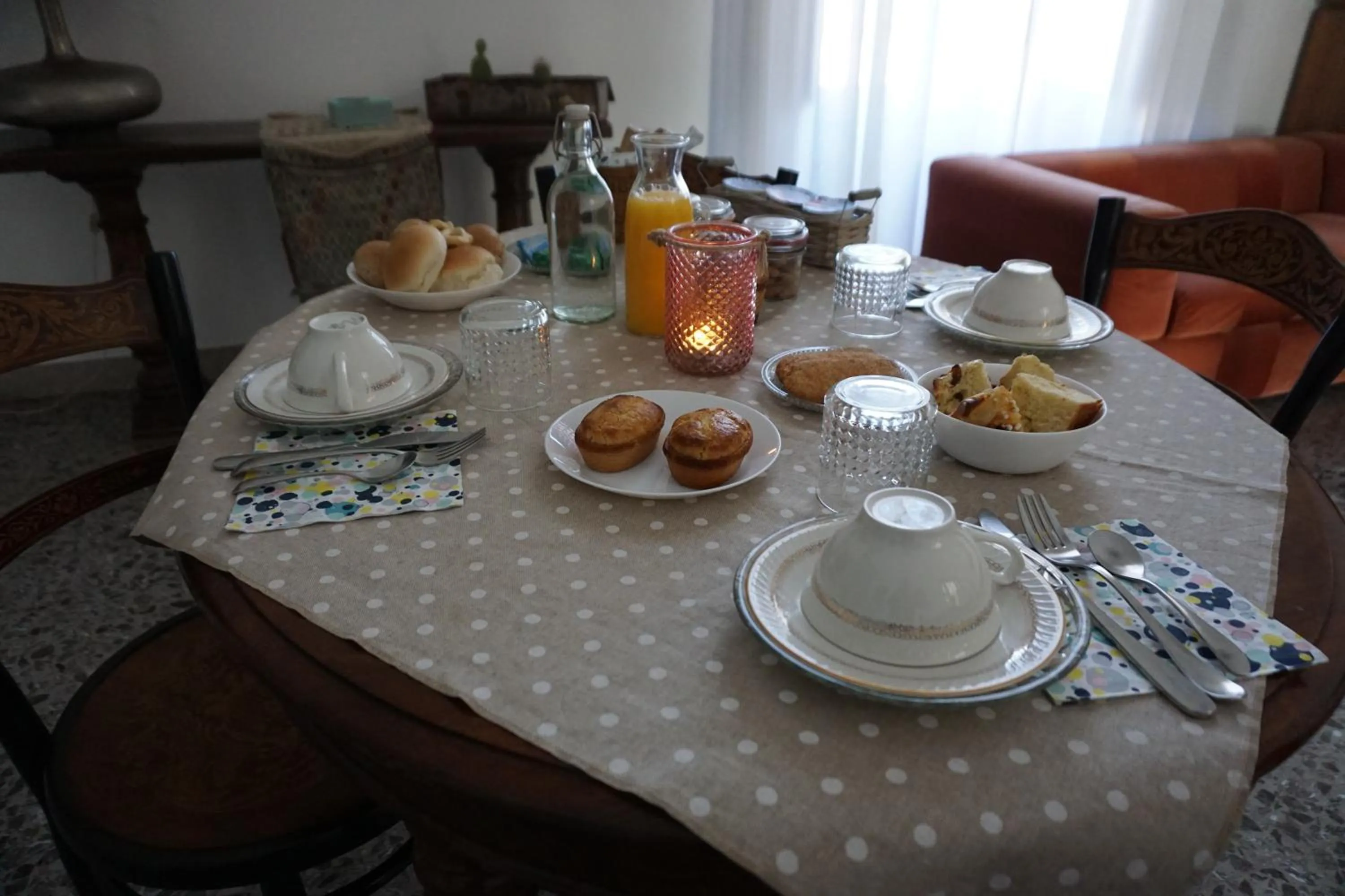 Italian breakfast in Volver B&B