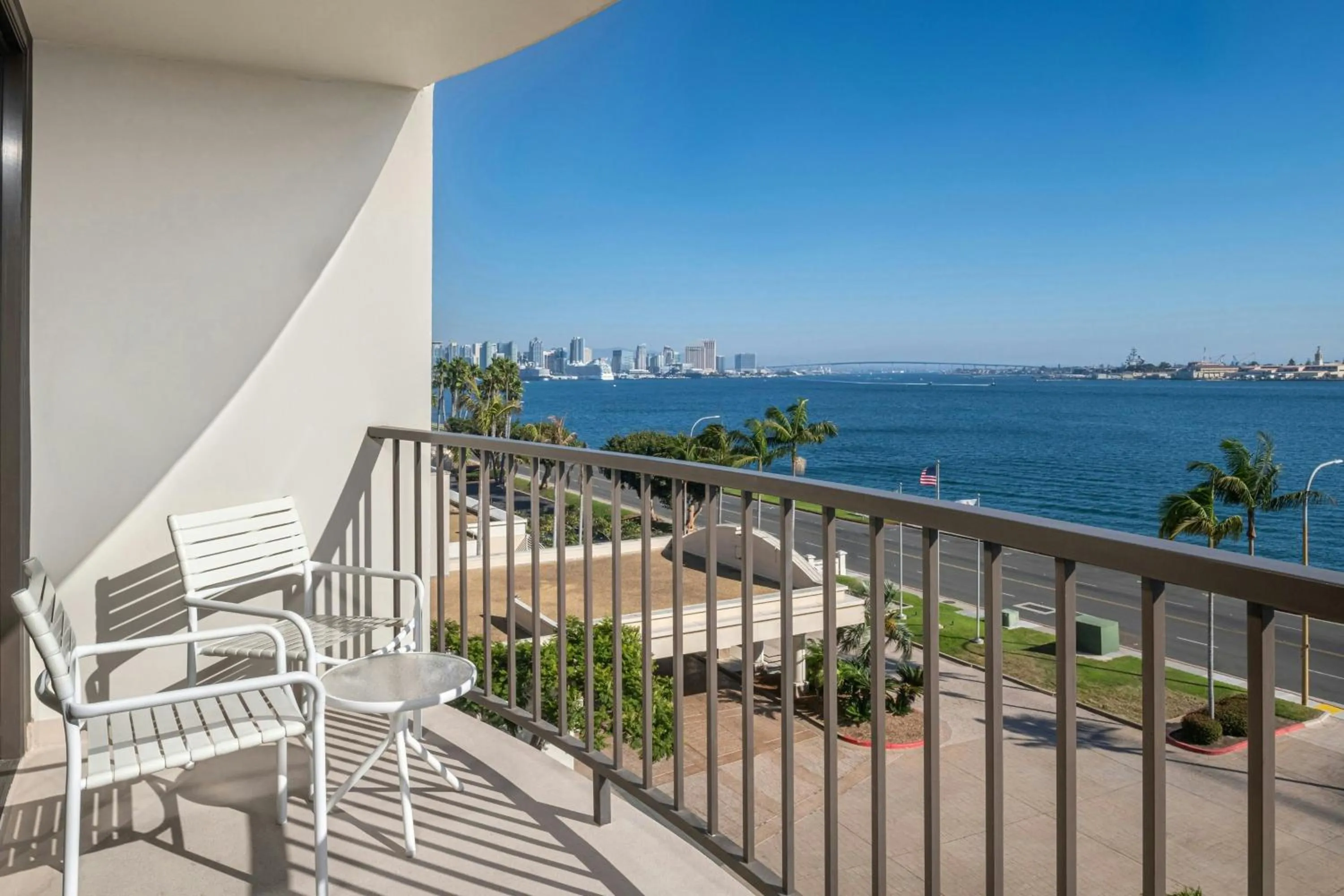 Photo of the whole room in Sheraton San Diego Resort