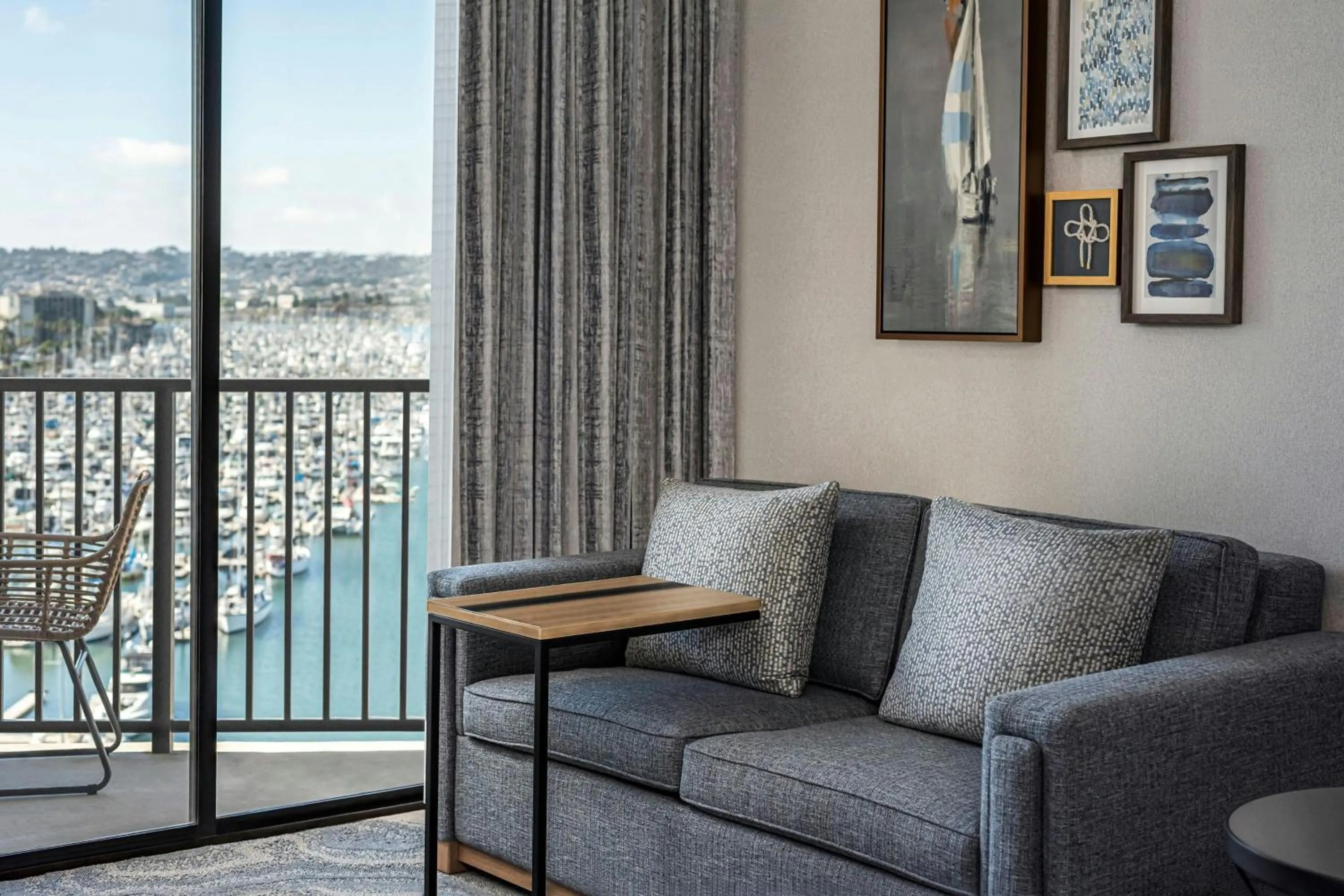 Photo of the whole room in Sheraton San Diego Resort