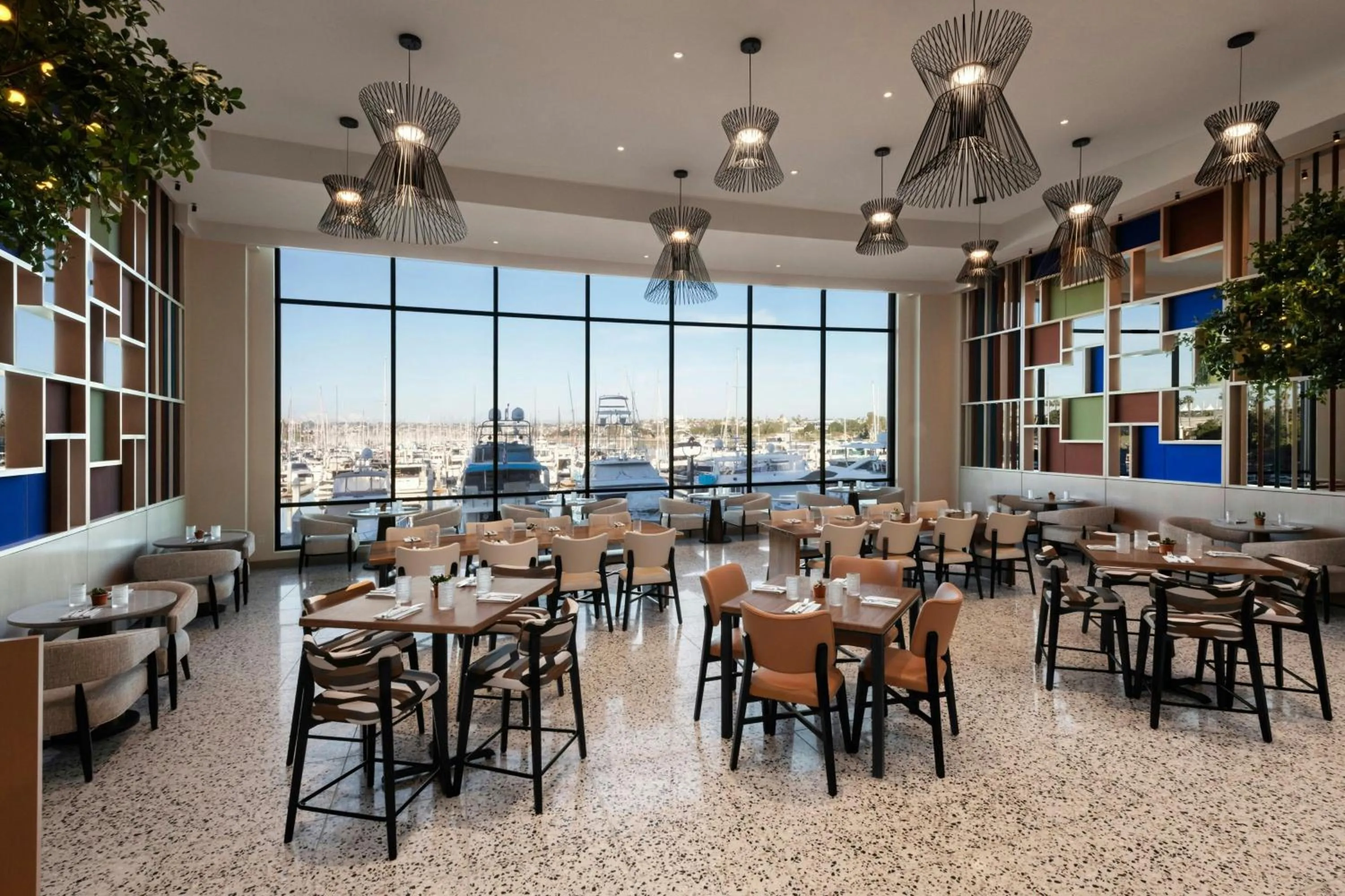 Restaurant/places to eat in Sheraton San Diego Resort