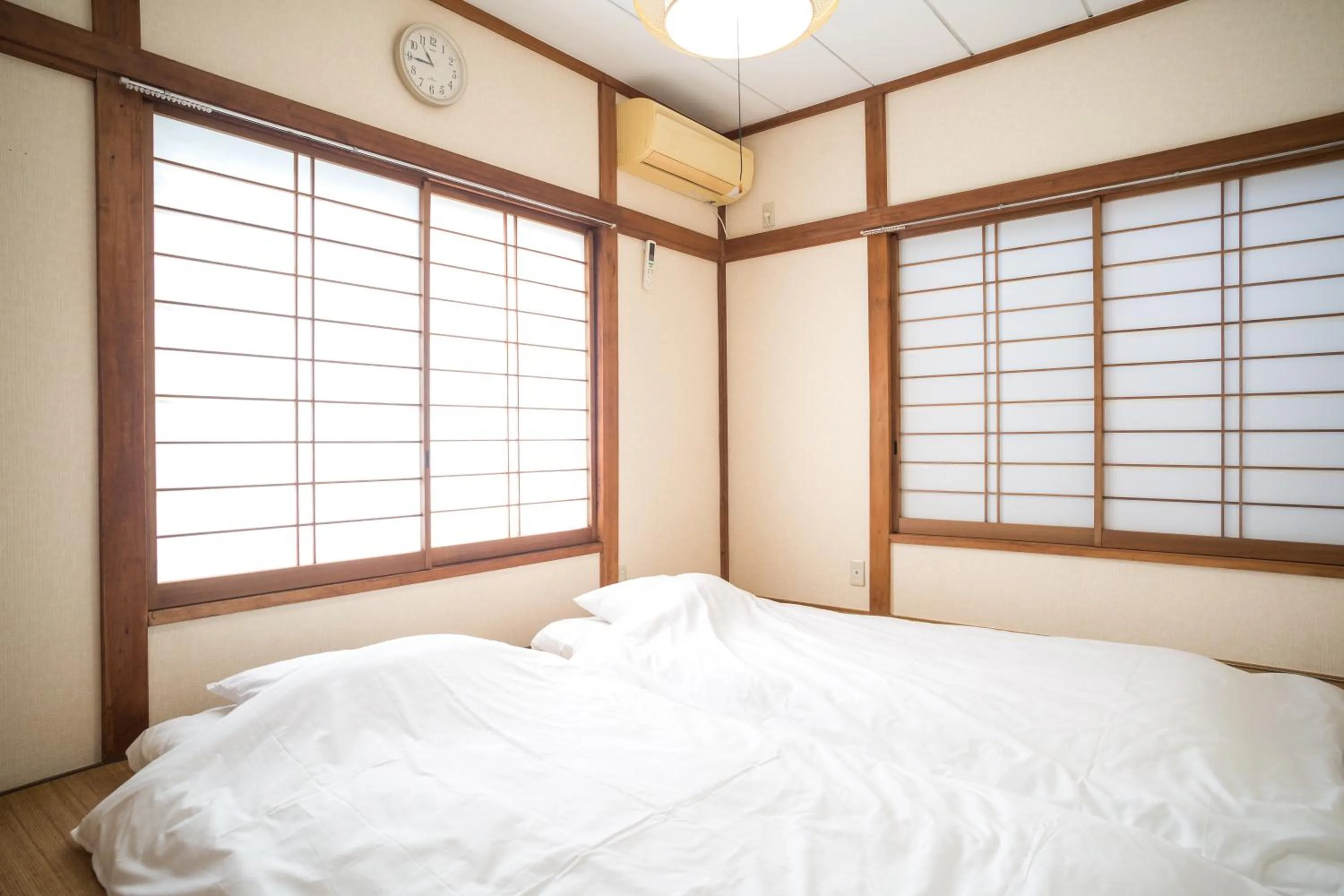 Bedroom, Bed in RIVERSIDE INN KAMAKURA