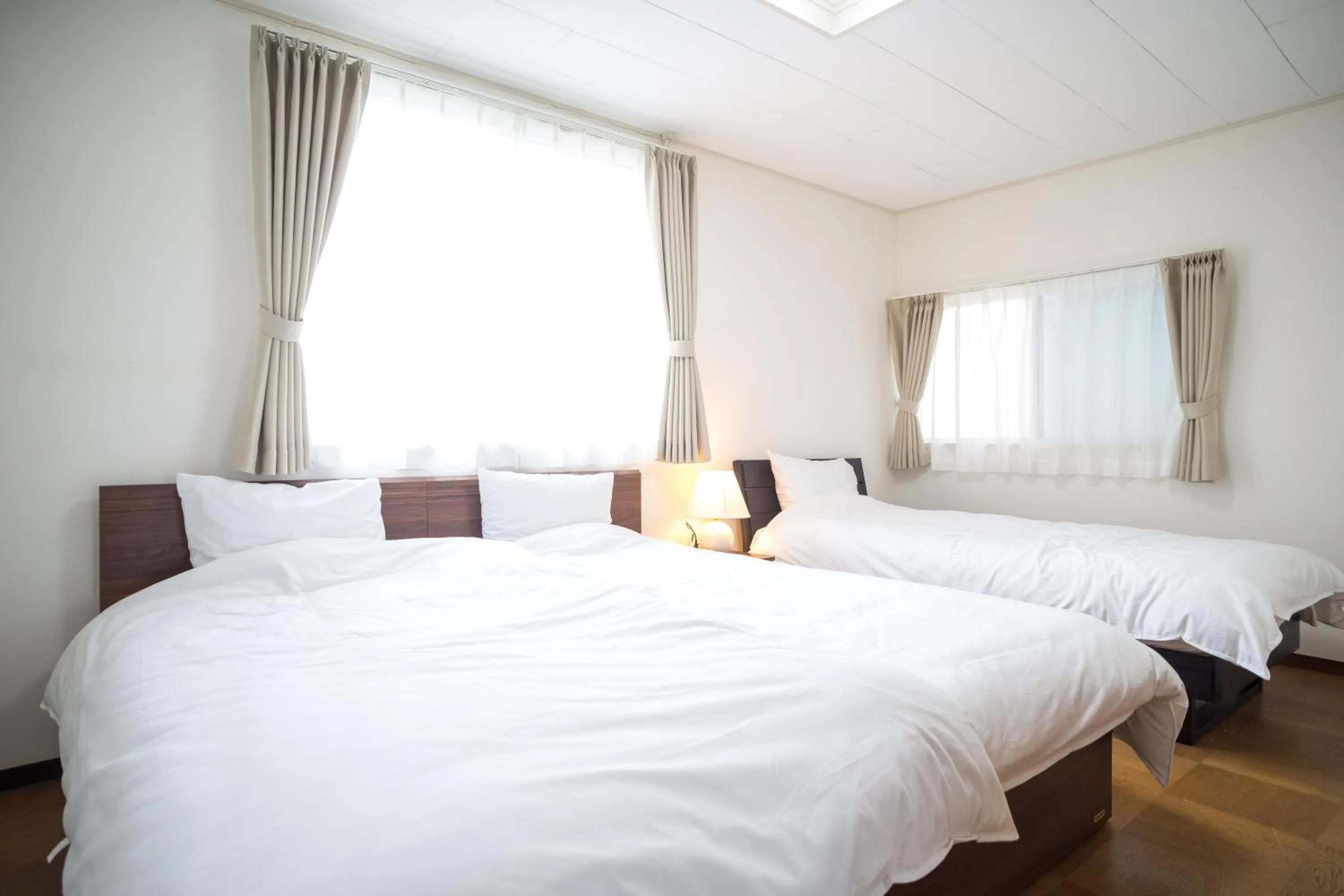 Bedroom, Bed in RIVERSIDE INN KAMAKURA