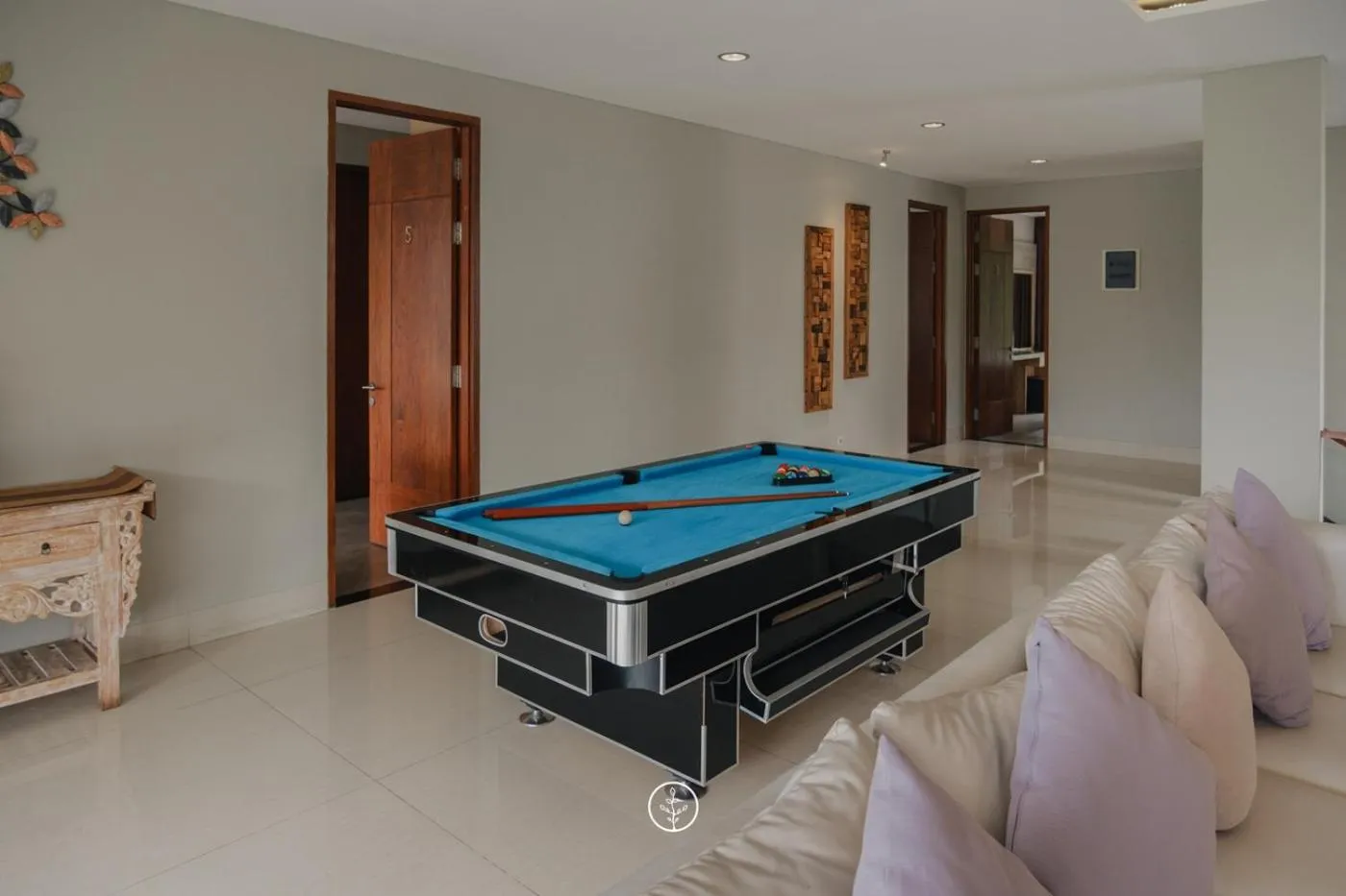 Billiard in Kamala plantation view villa 10 bedrooms with a private heated Infinity pool and a billiard table
