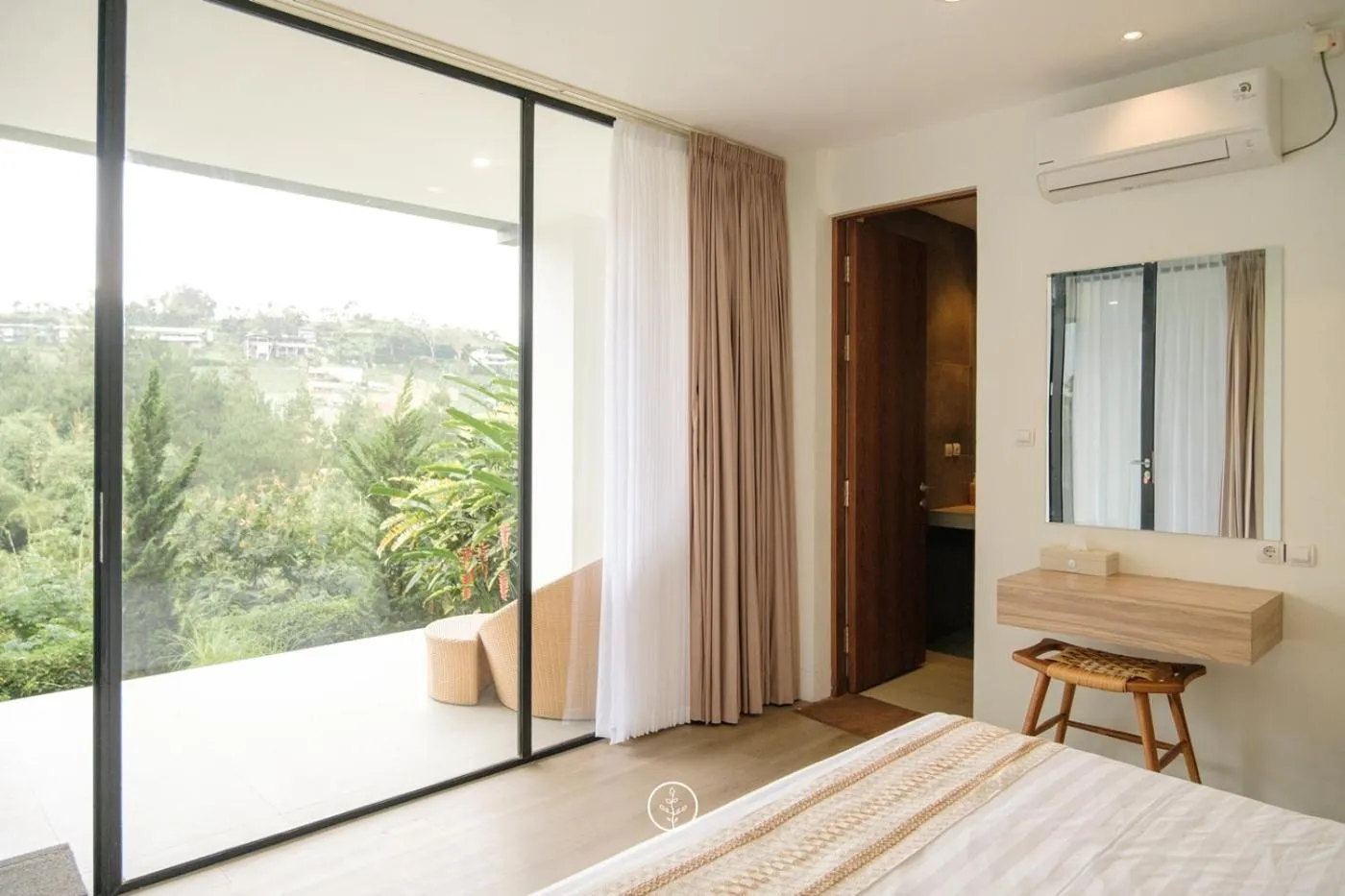 Bedroom, Bed in Kamala plantation view villa 10 bedrooms with a private heated Infinity pool and a billiard table