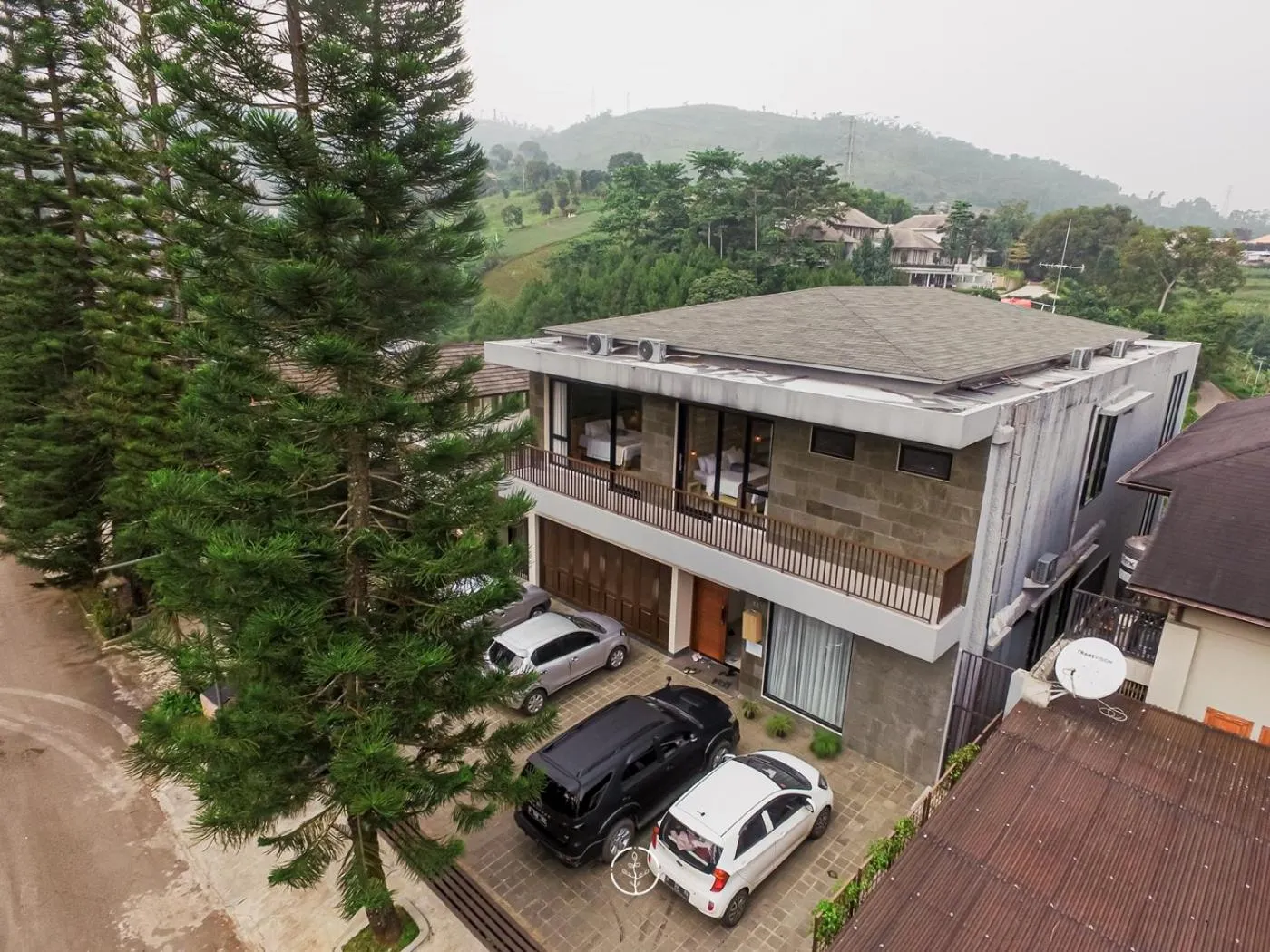 Property building in Kamala plantation view villa 10 bedrooms with a private heated Infinity pool and a billiard table