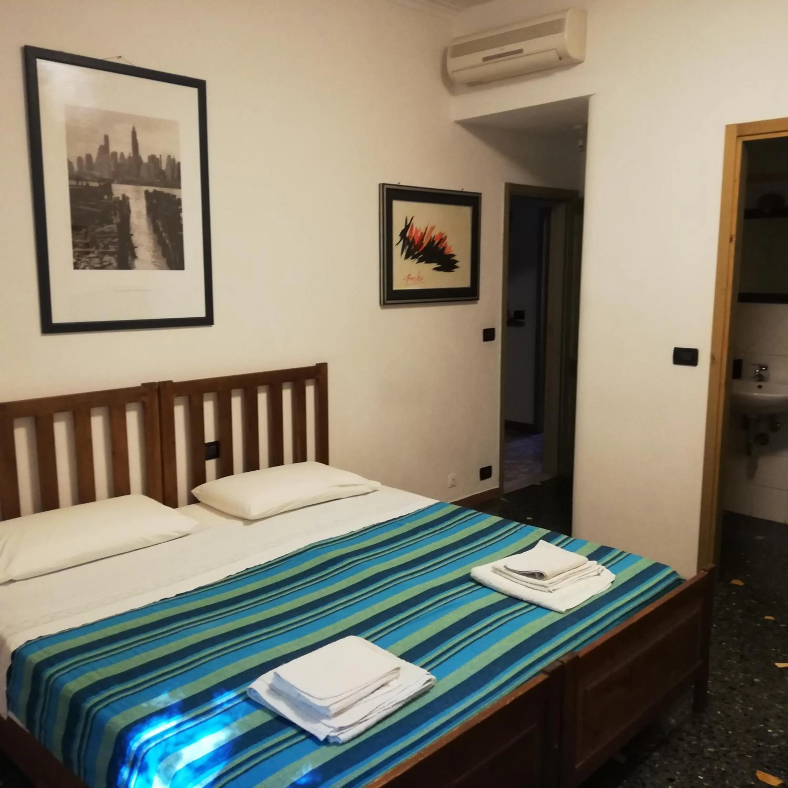 Bed in Bed And Breakfast Arcobaleno