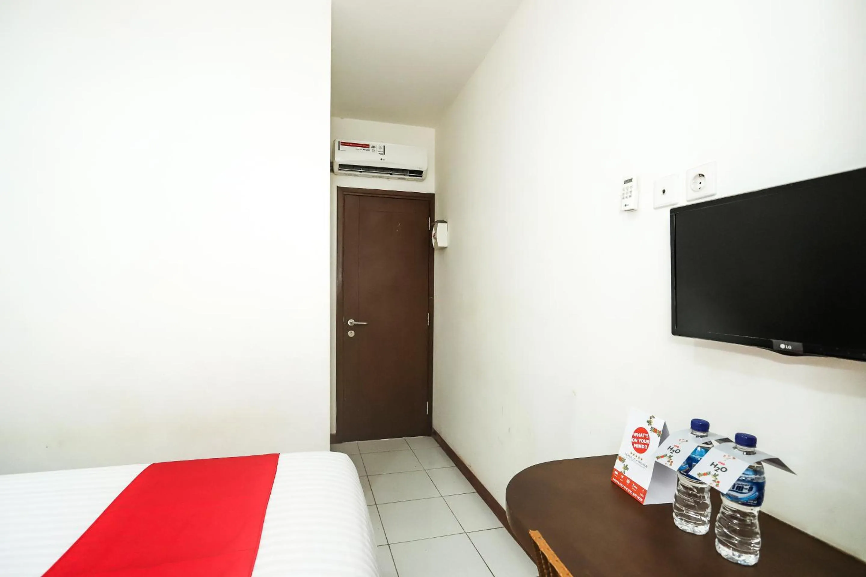 Bedroom, Bed in OYO 1582 Bungo Guest House