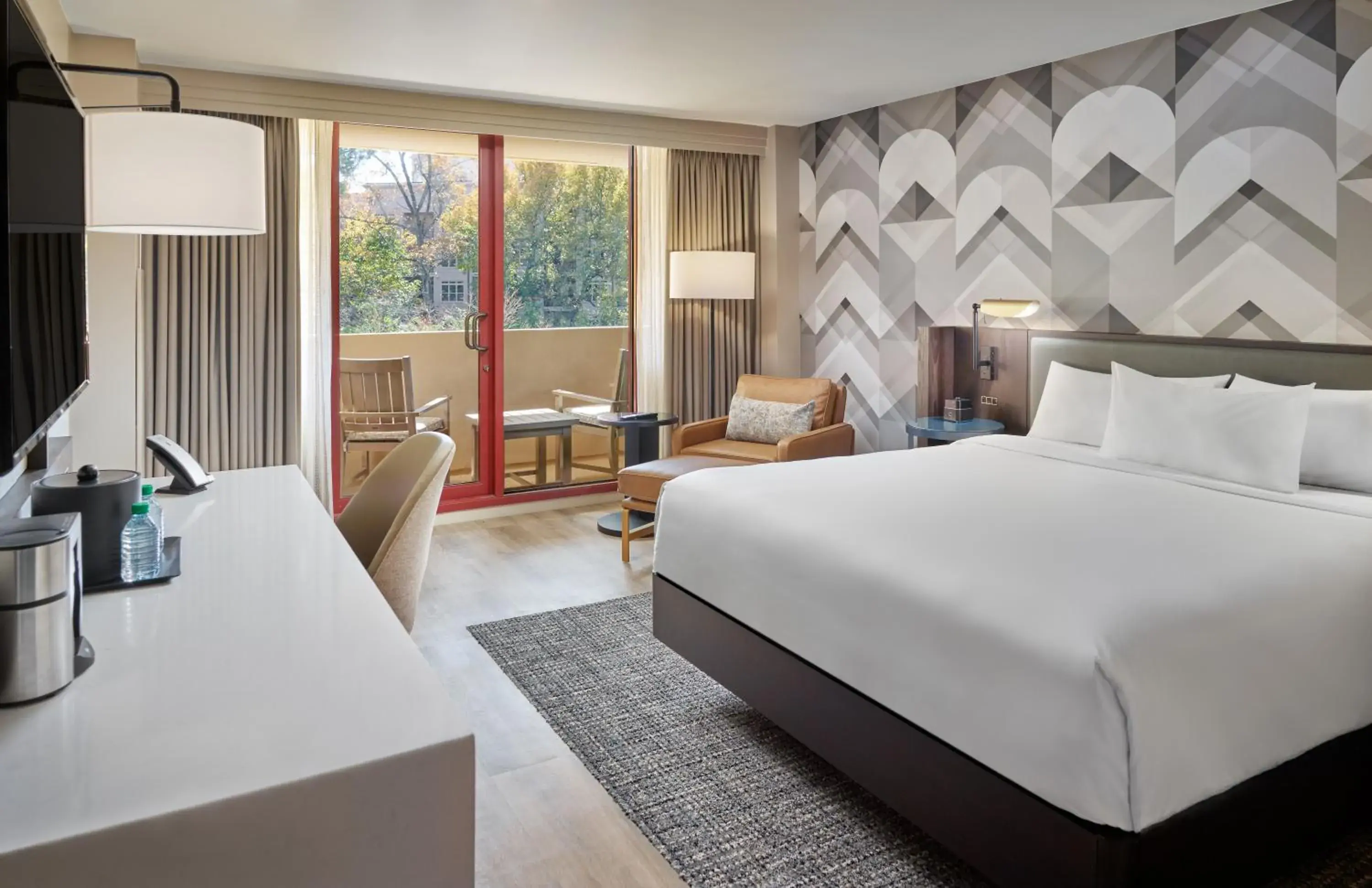 King Room with Balcony - Non-Smoking in Emory Conference Center Hotel King Room with Balcony - Non-Smoking in Emory Conference Center Hotel