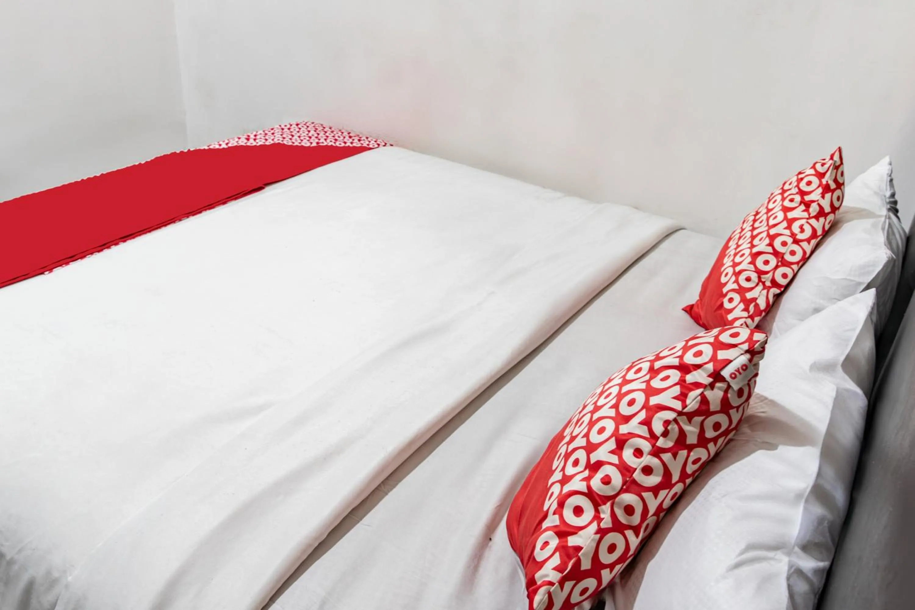 Bedroom, Bed in Hotel O Kambang Iwak Area Near Kambang Iwak Park Formerly Kerangga