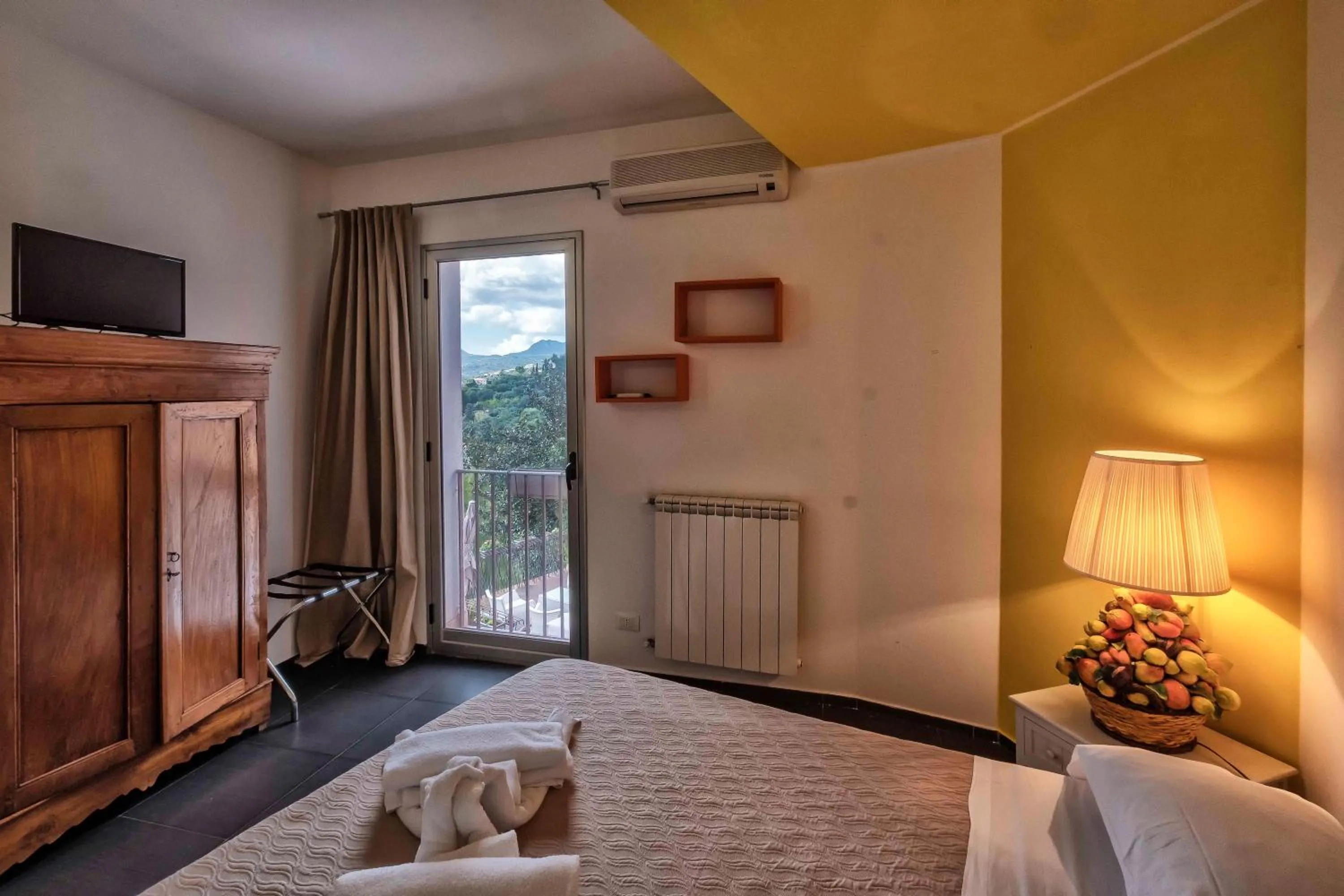 Bedroom in BnB Casa Rossa