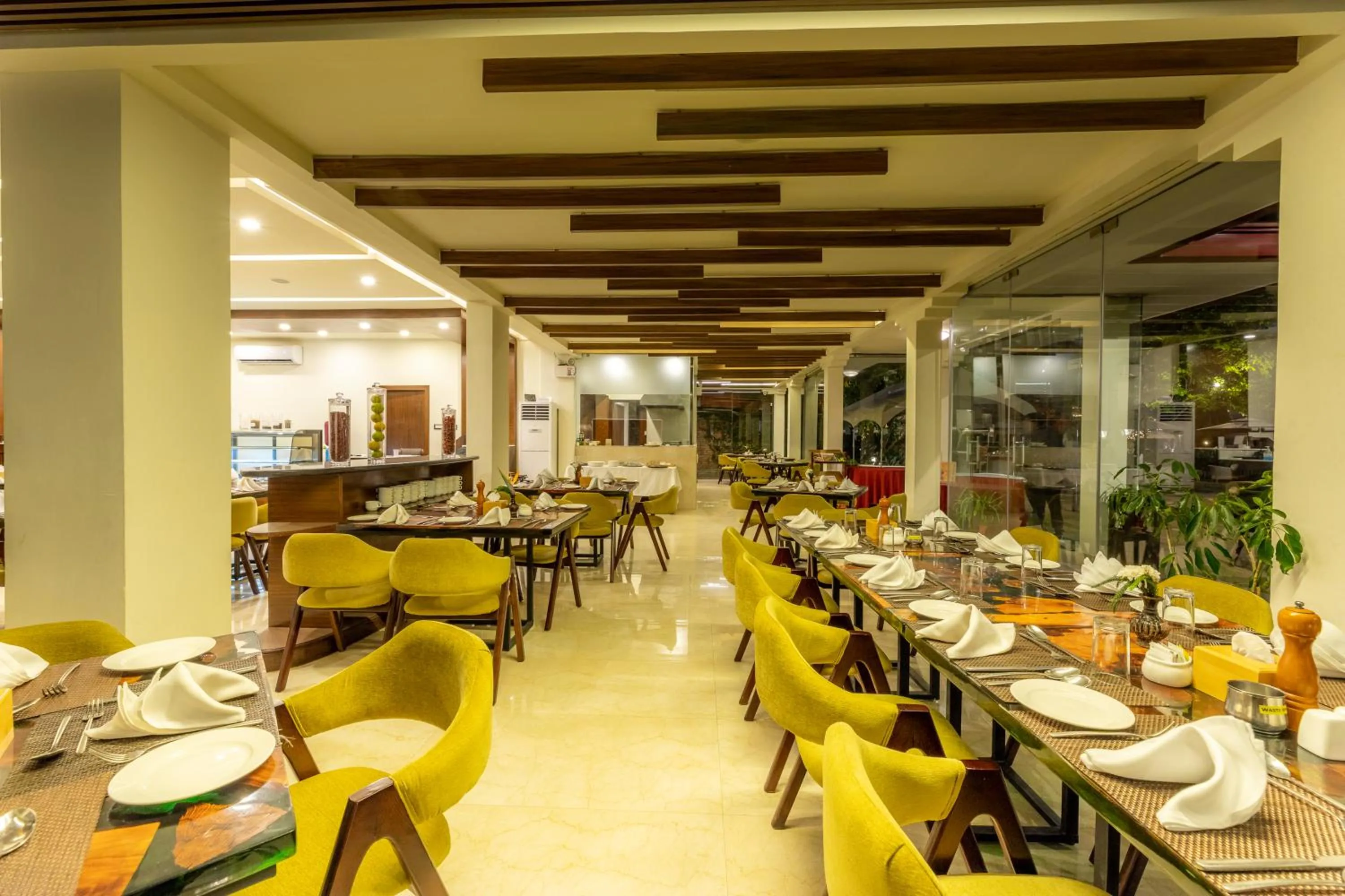 Dining area in The Malla Hotel - Thamel, 2 km to Swayambhunath Temple