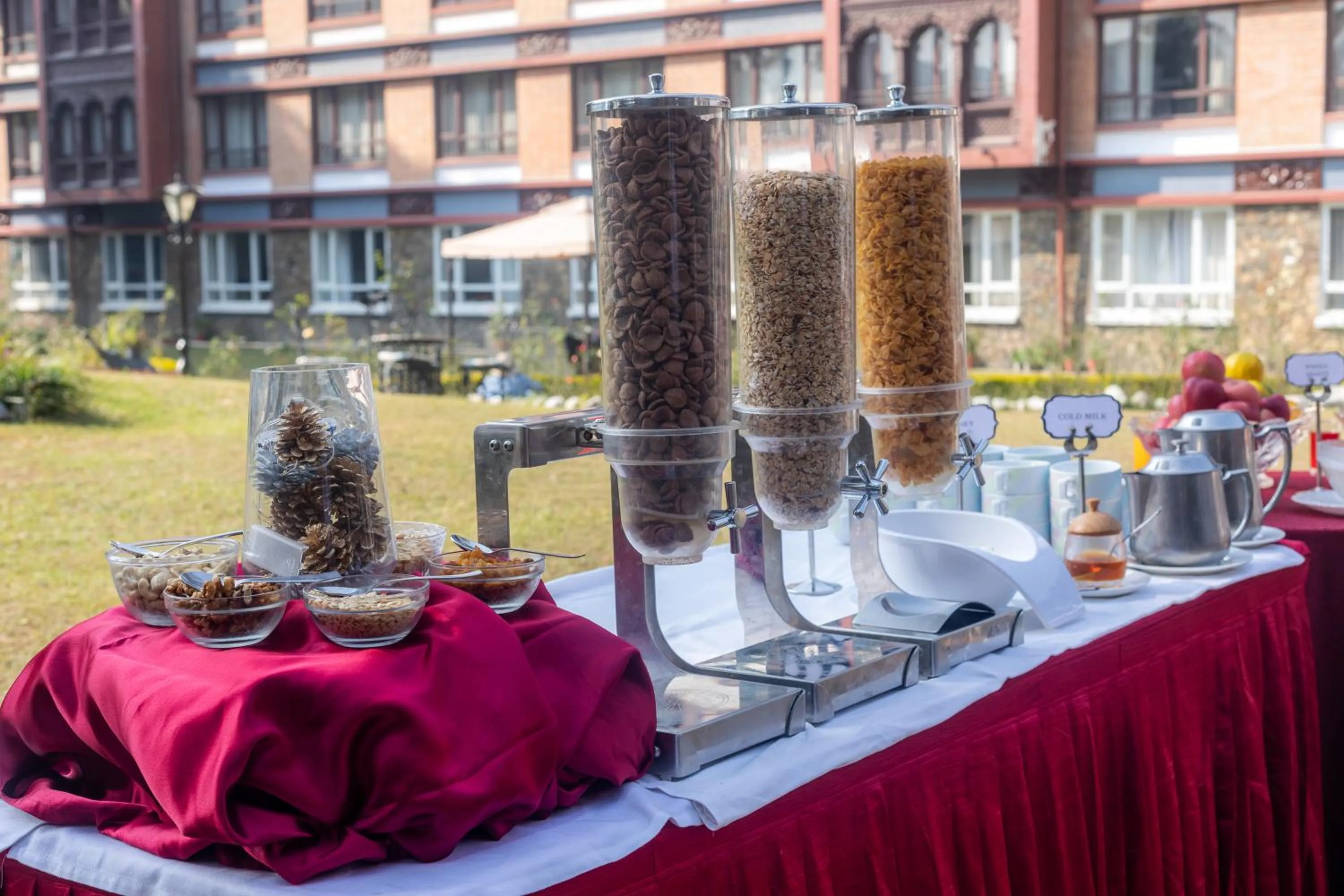 Breakfast in The Malla Hotel - Thamel, 2 km to Swayambhunath Temple