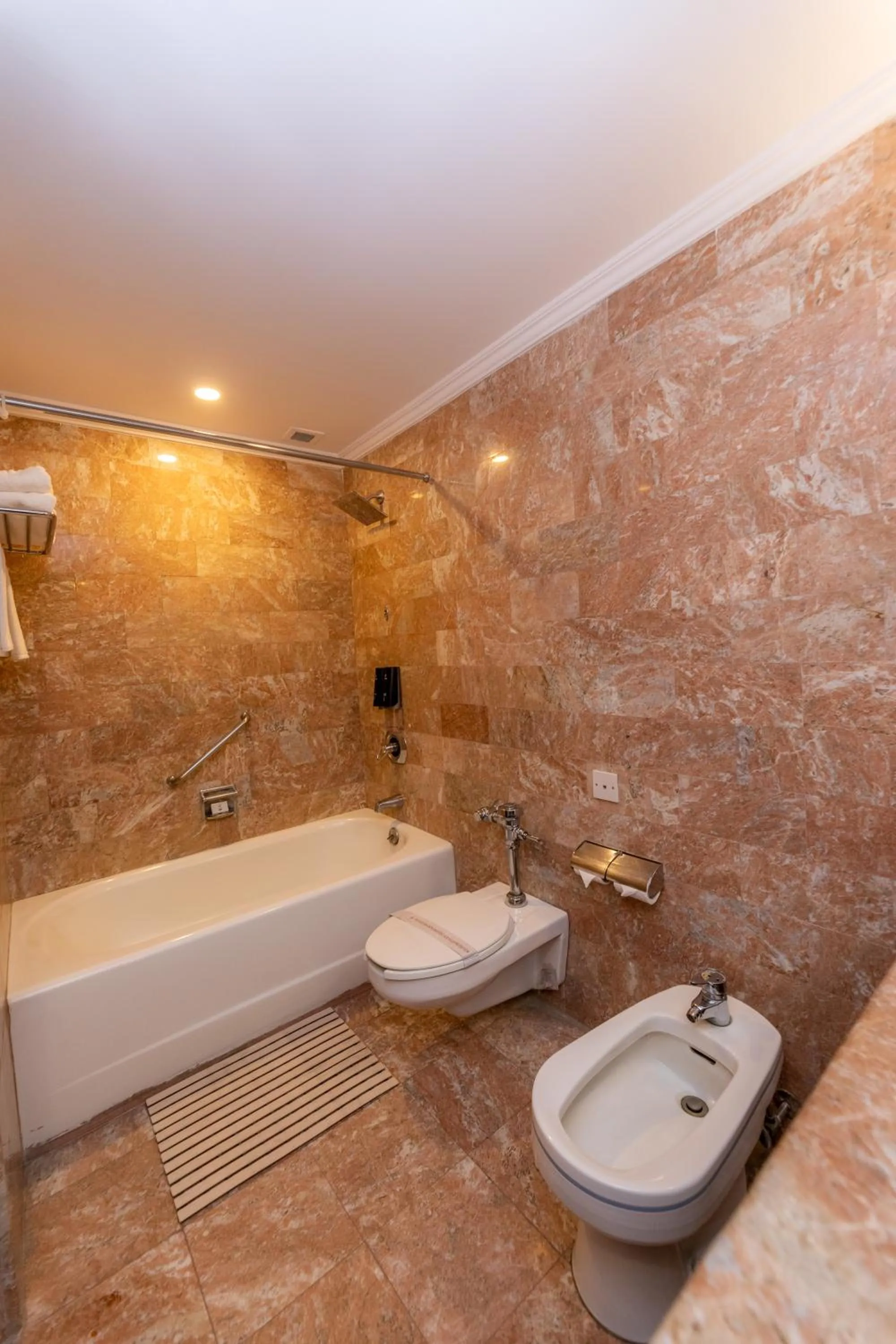 Toilet in The Malla Hotel - Thamel, 2 km to Swayambhunath Temple