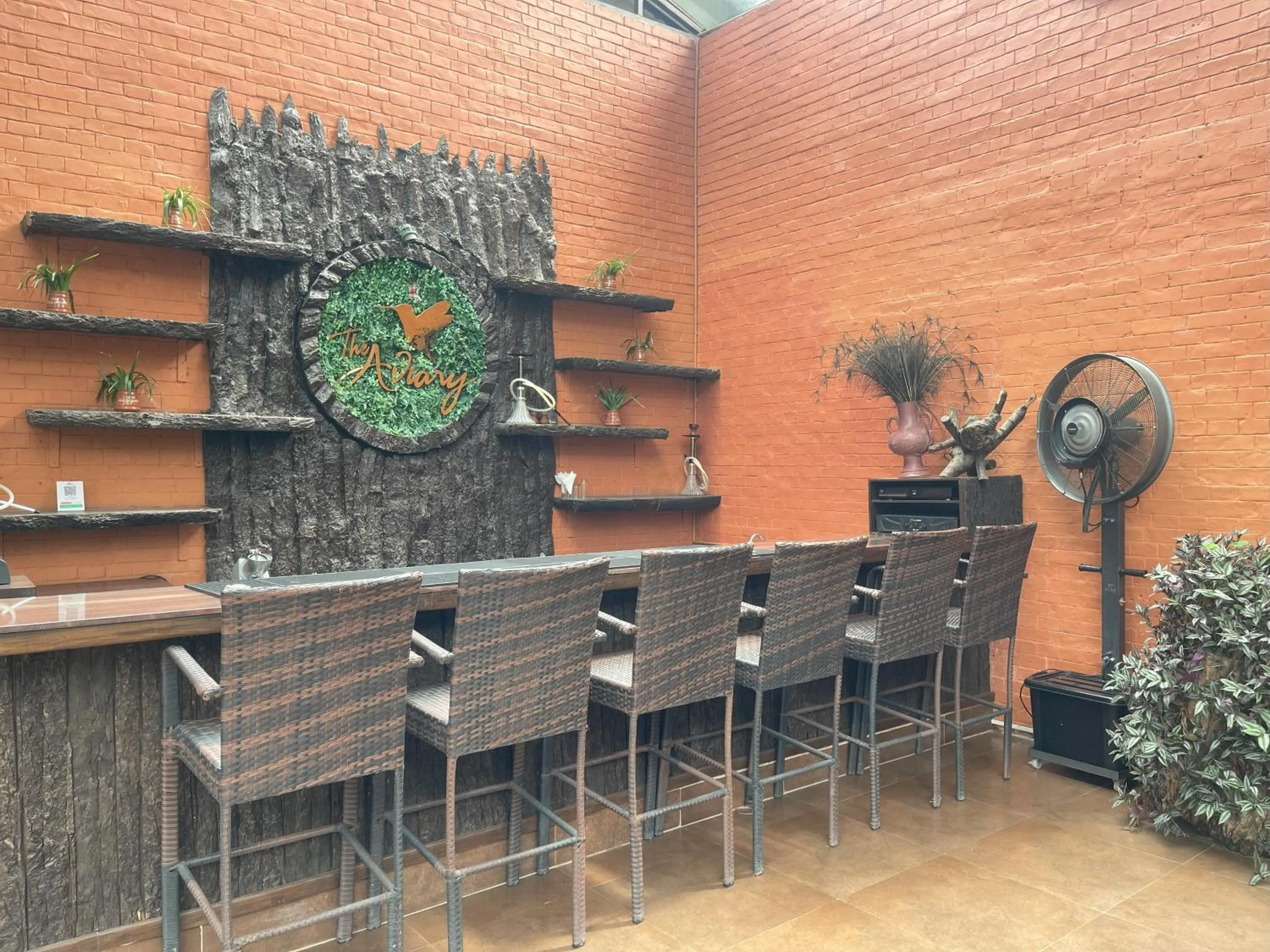 Lounge or bar in The Malla Hotel - Thamel, 2 km to Swayambhunath Temple