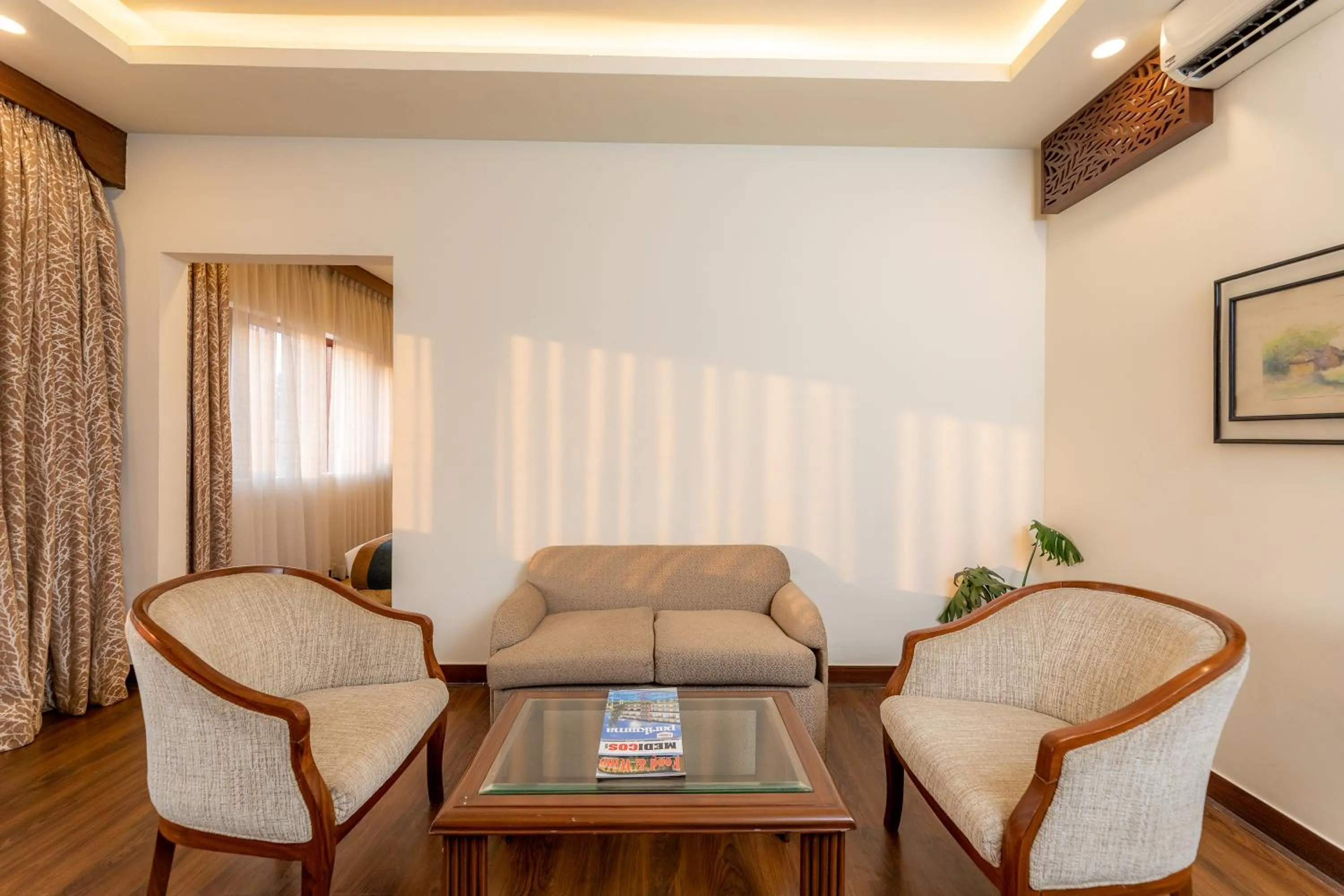 Living room in The Malla Hotel - Thamel, 2 km to Swayambhunath Temple