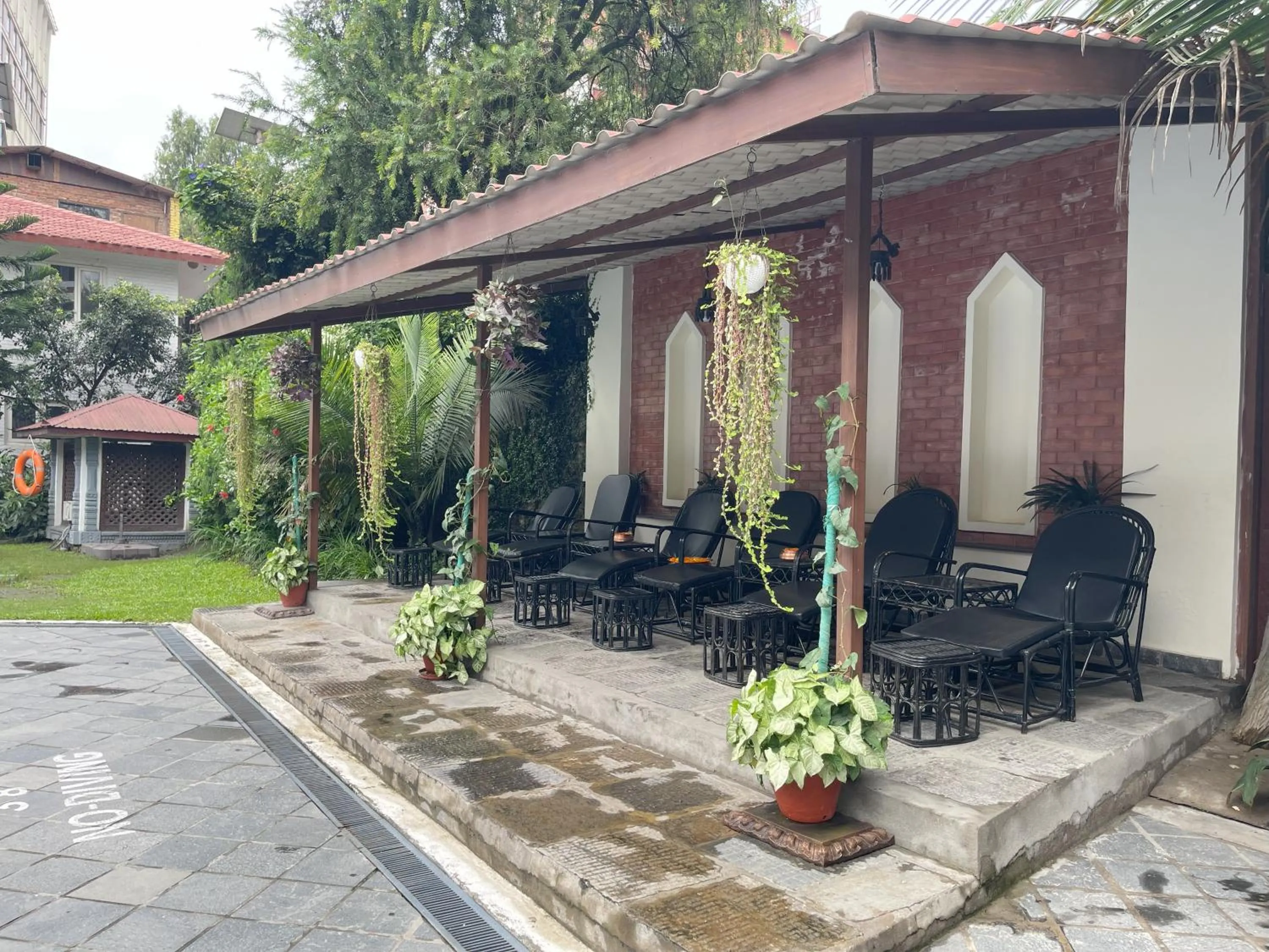 Swimming pool in The Malla Hotel - Thamel, 2 km to Swayambhunath Temple