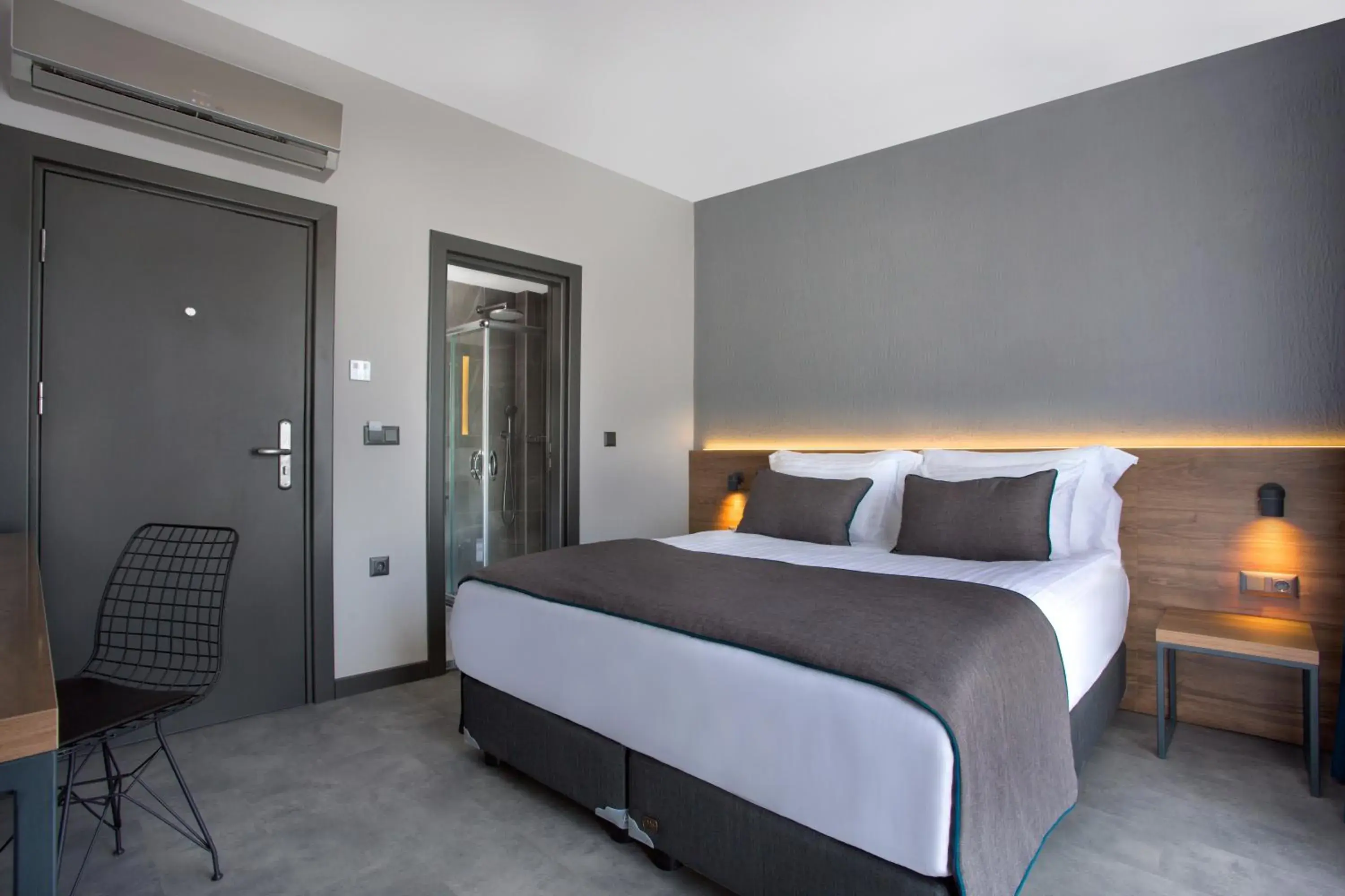 Bed in Falcon 1511 Bed in Falcon 1511