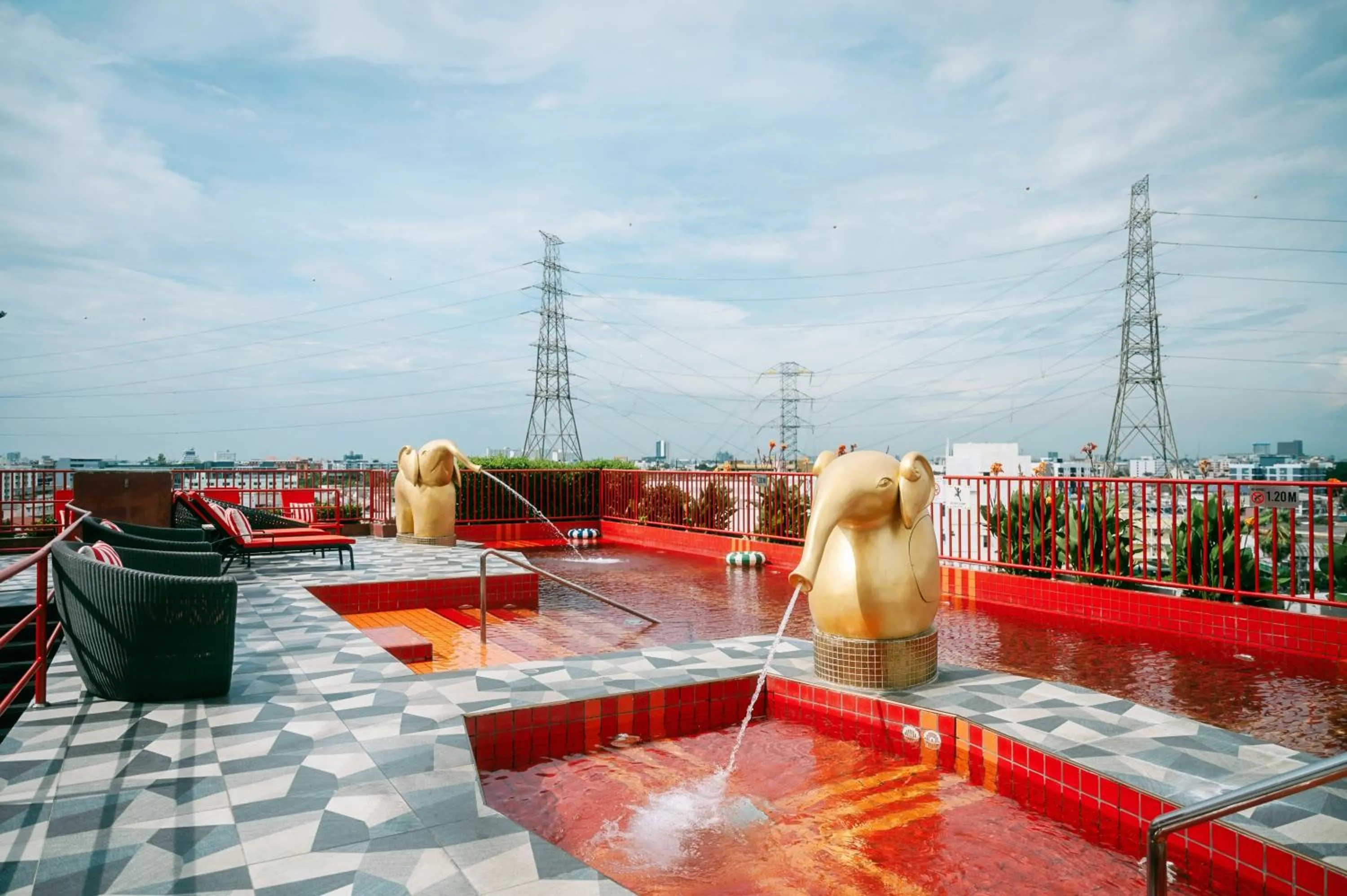 Pool view in MeStyle Museum Hotel