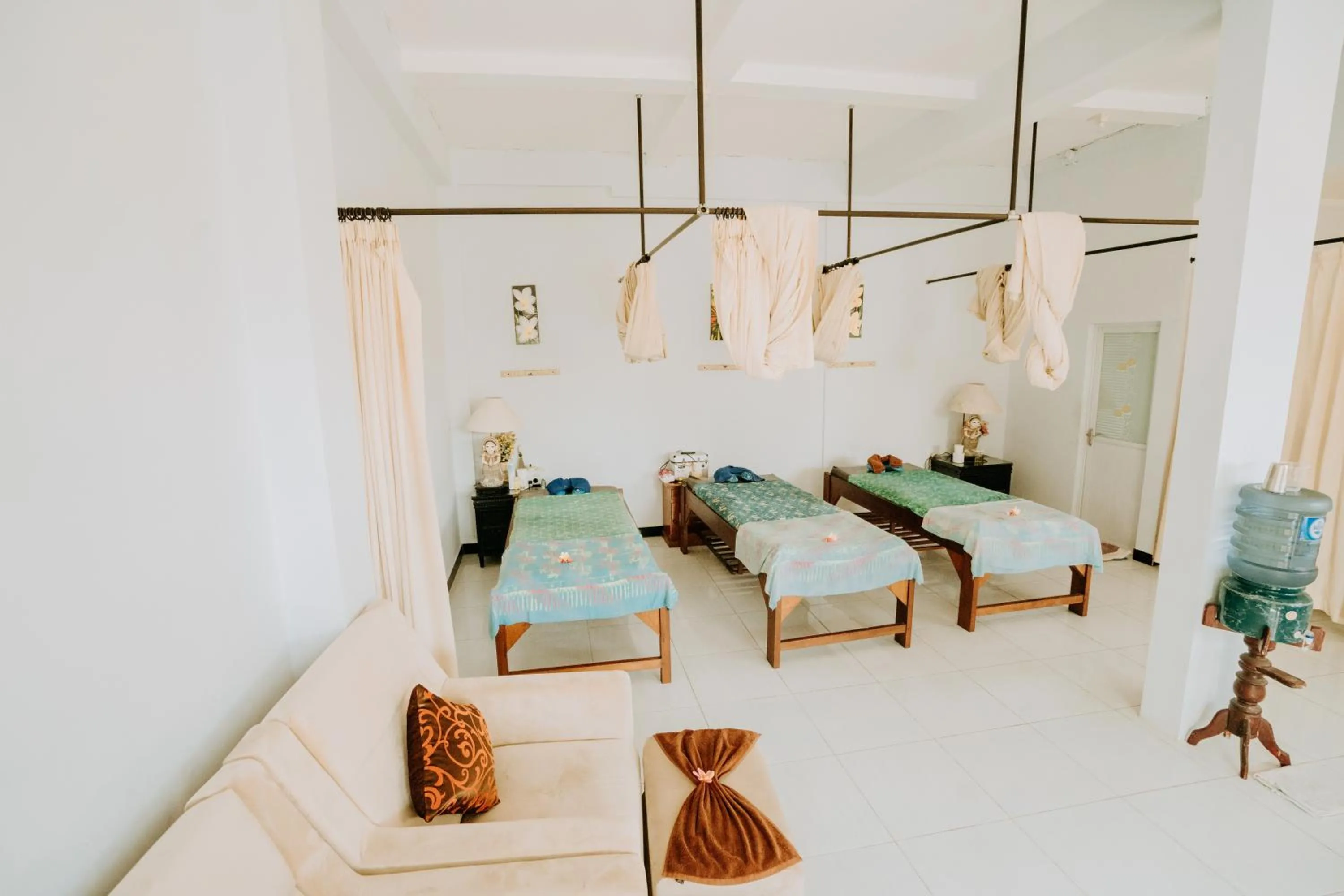 Massage in Nova Guest House