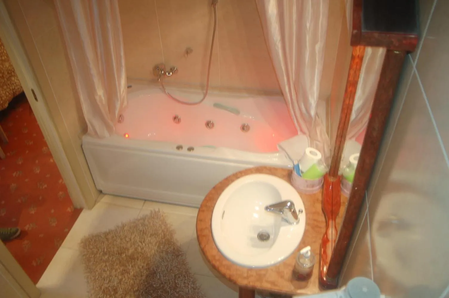 Bathroom in Hotel Vandelli